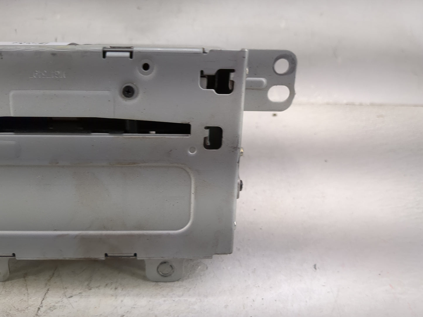 2012 Chevrolet Cruze Radio AM FM Cd Player Receiver Replacement P/N:22815634 CQ-FG21E0GDA Fits OEM Used Auto Parts - Oemused