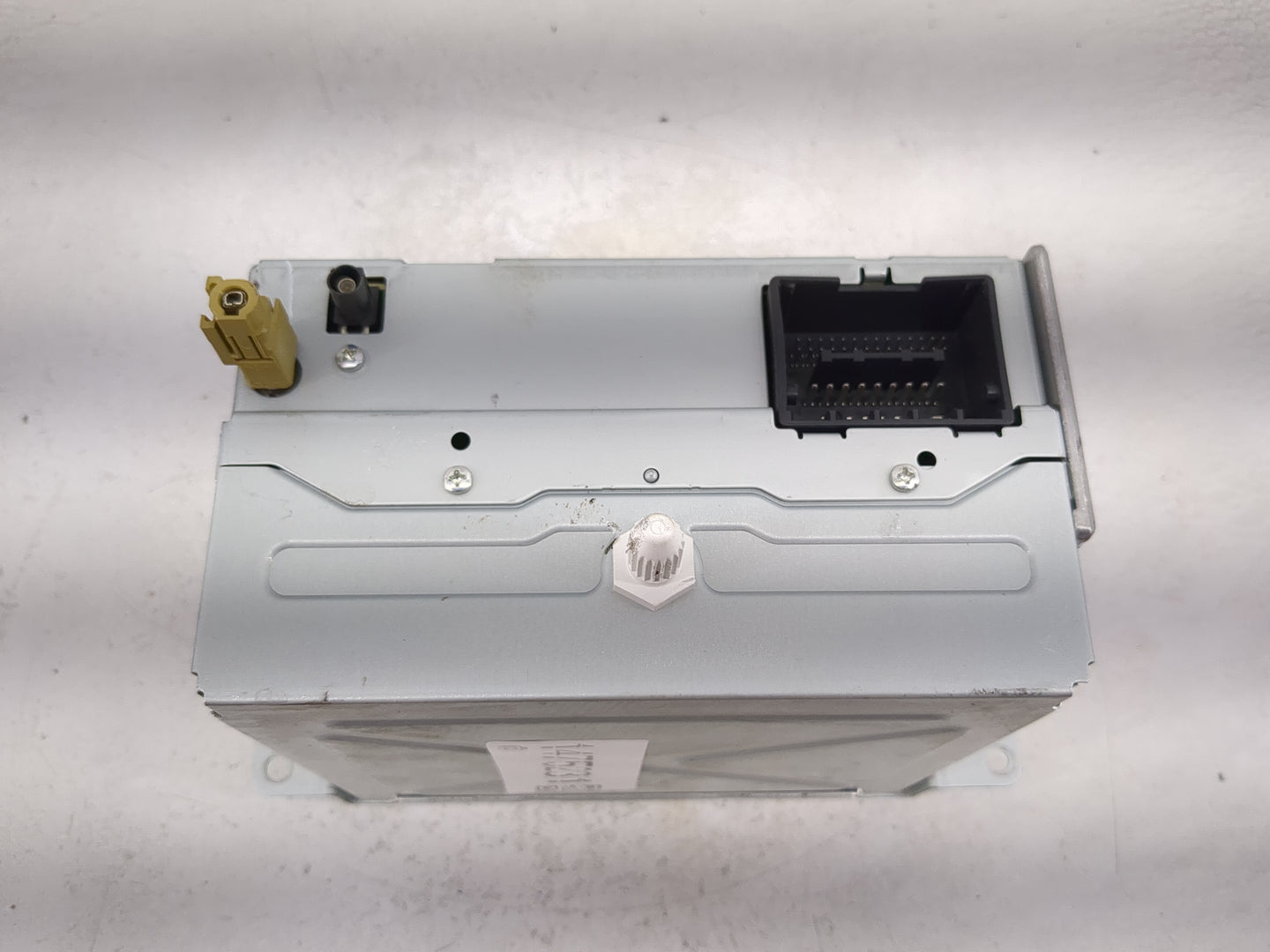 2012 Chevrolet Cruze Radio AM FM Cd Player Receiver Replacement P/N:22815634 CQ-FG21E0GDA Fits OEM Used Auto Parts - Oemused