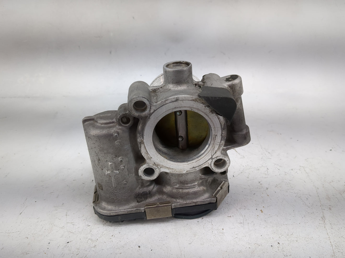 2011-2016 Chevrolet Cruze Throttle Body P/N:55565489 0280750498 Fits Fits 2011 2012 2013 2014 2015 2016 2017 2018 2019 2020 