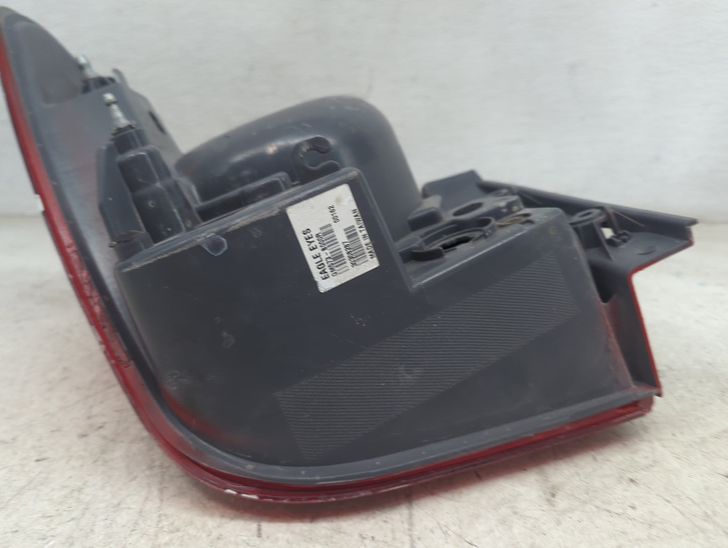 2011-2016 Chevrolet Cruze Tail Light Assembly Passenger Right OEM Fits Fits 2011 2012 2013 2014 2015 2016 OEM Used Auto Part