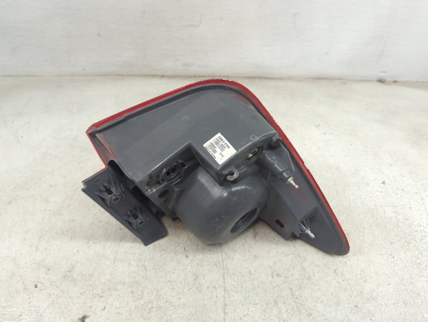 2011-2016 Chevrolet Cruze Tail Light Assembly Passenger Right OEM Fits Fits 2011 2012 2013 2014 2015 2016 OEM Used Auto Part