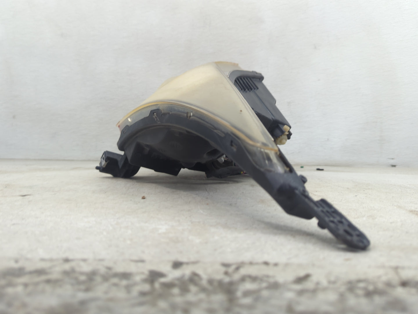 2011-2012 Chevrolet Cruze Driver Left Oem Head Light Headlight Lamp 1479092 - Oemusedautoparts1.com