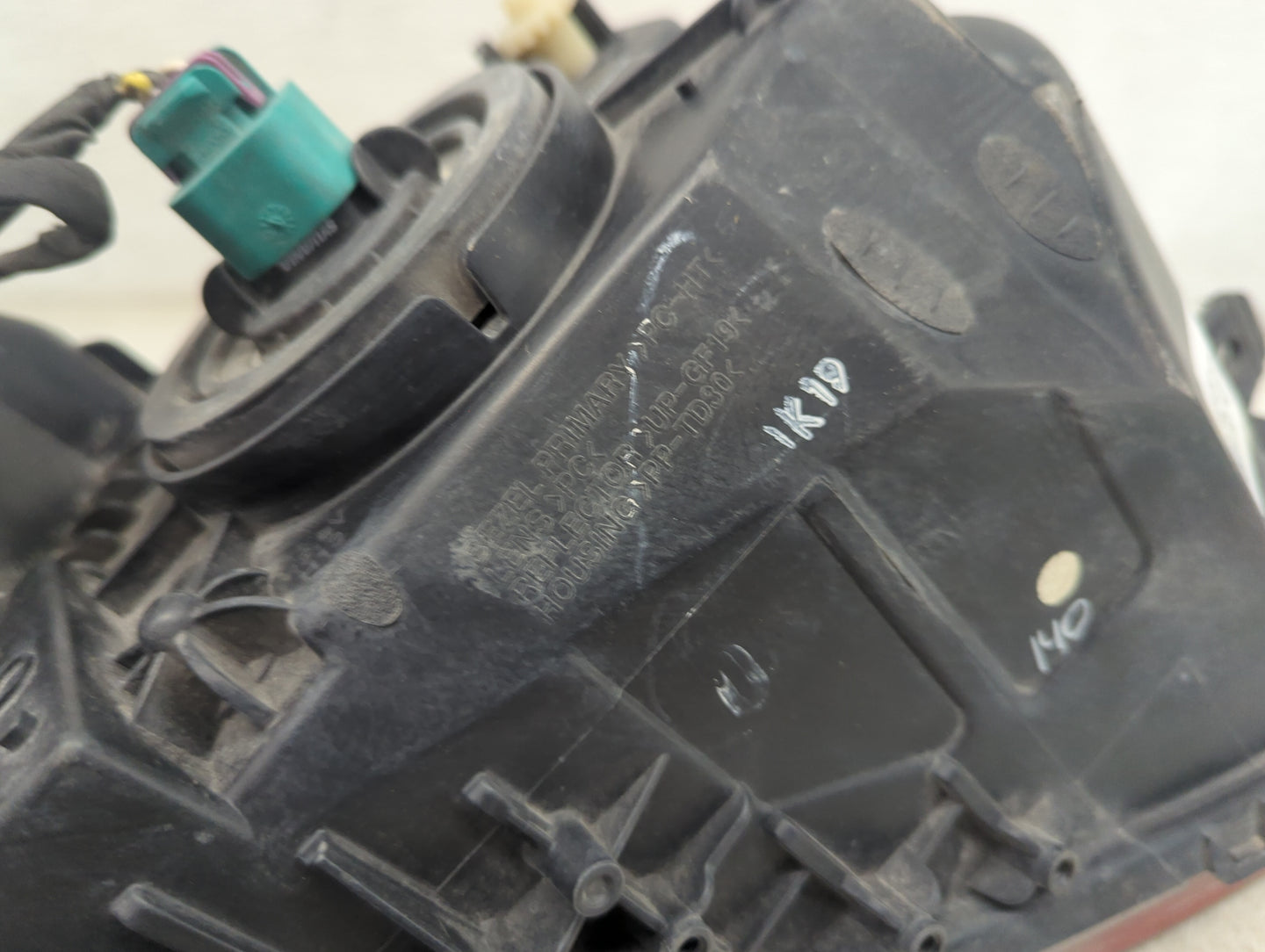 2011-2012 Chevrolet Cruze Driver Left Oem Head Light Headlight Lamp 1479092 - Oemusedautoparts1.com