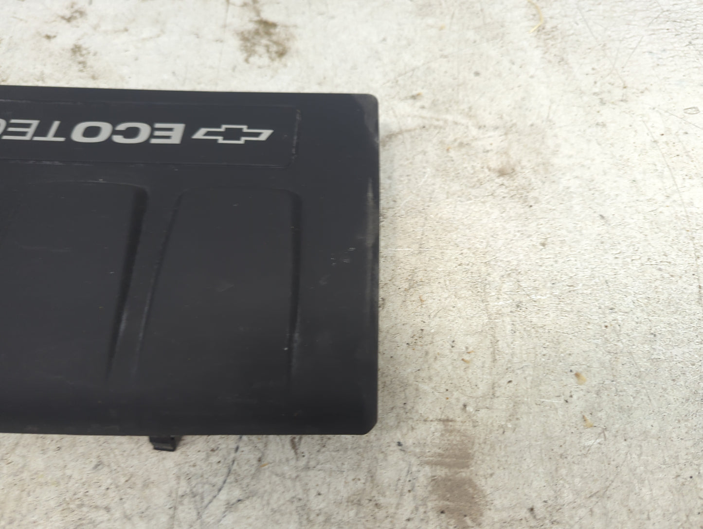 2012 Chevrolet Cruze Engine Cover Black 1479212 - Oemusedautoparts1.com