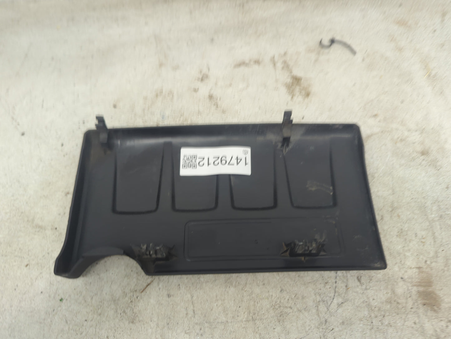 2012 Chevrolet Cruze Engine Cover Black 1479212 - Oemusedautoparts1.com