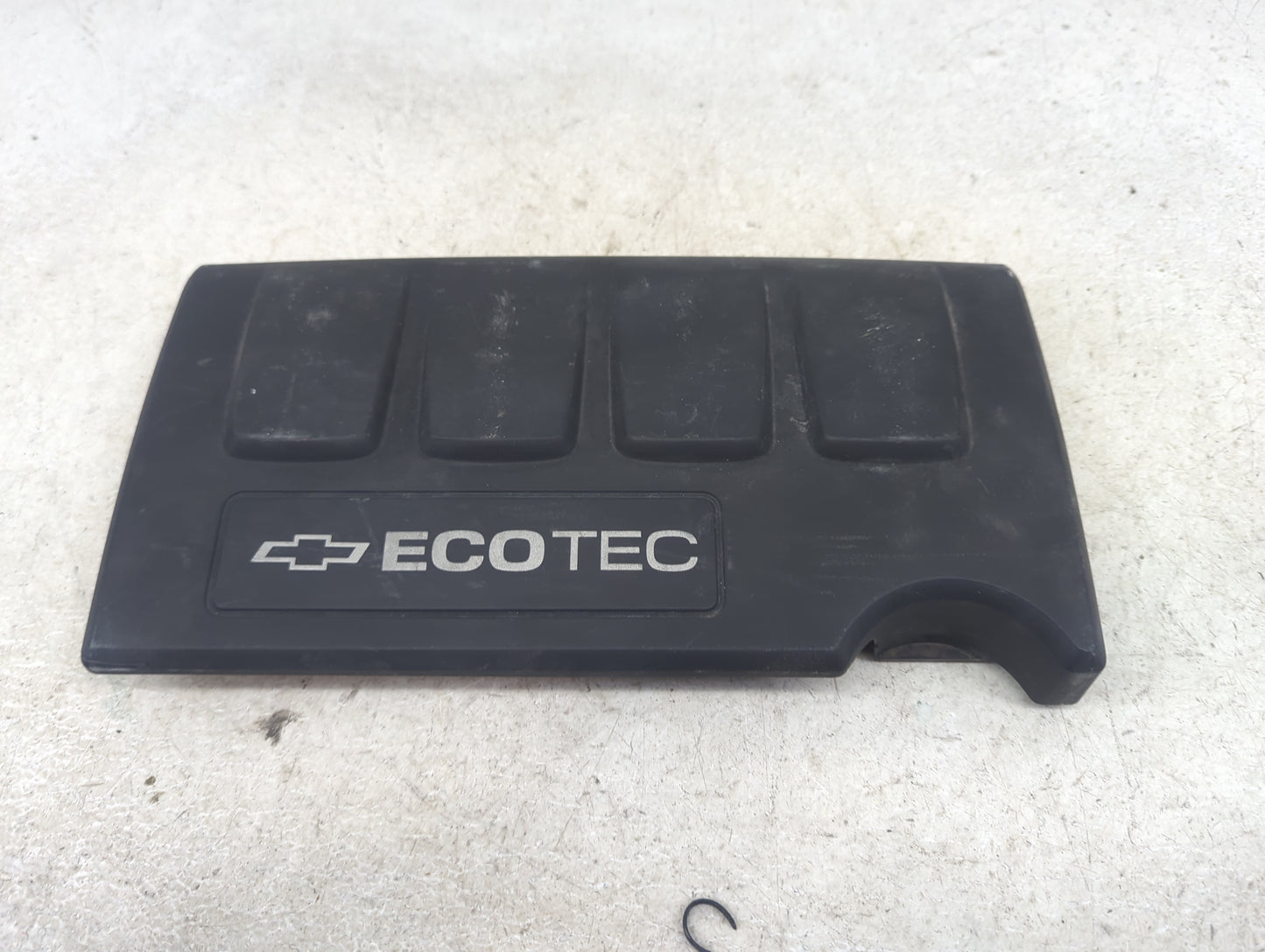 2012 Chevrolet Cruze Engine Cover Black - Oemusedautoparts1.com