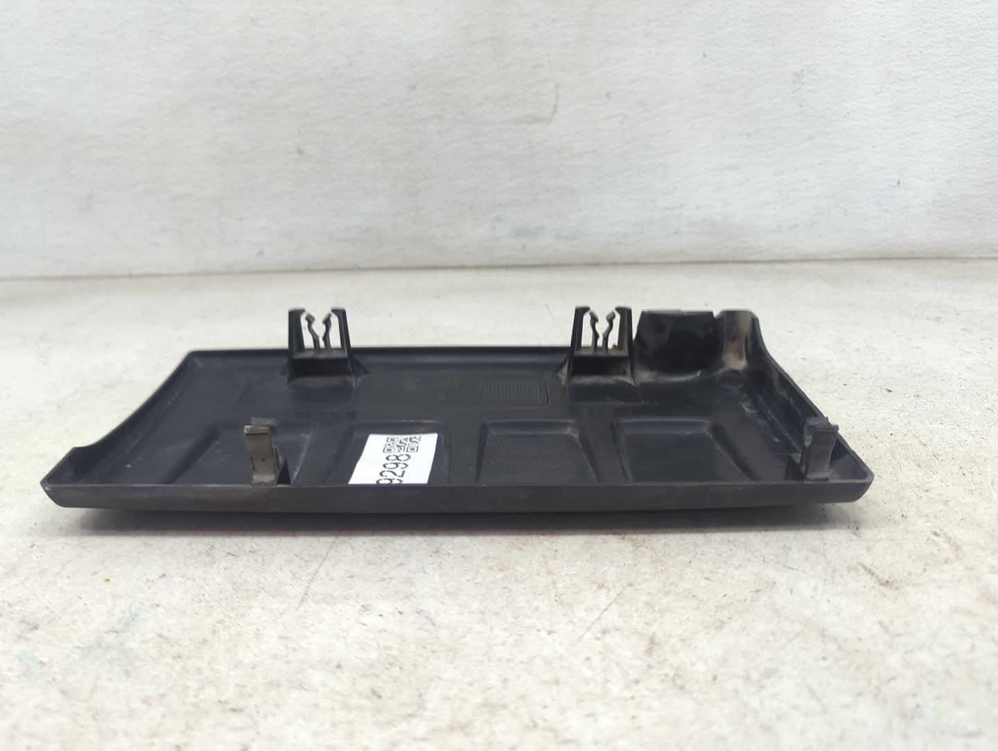 2012 Chevrolet Cruze Engine Cover Black - Oemusedautoparts1.com