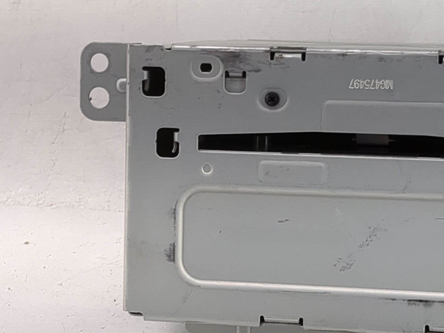 2011-2012 Chevrolet Cruze Radio AM FM Cd Player Receiver Replacement P/N:22870782 CQ-FG21E0GDA Fits Fits 2010 2011 2012 OEM 