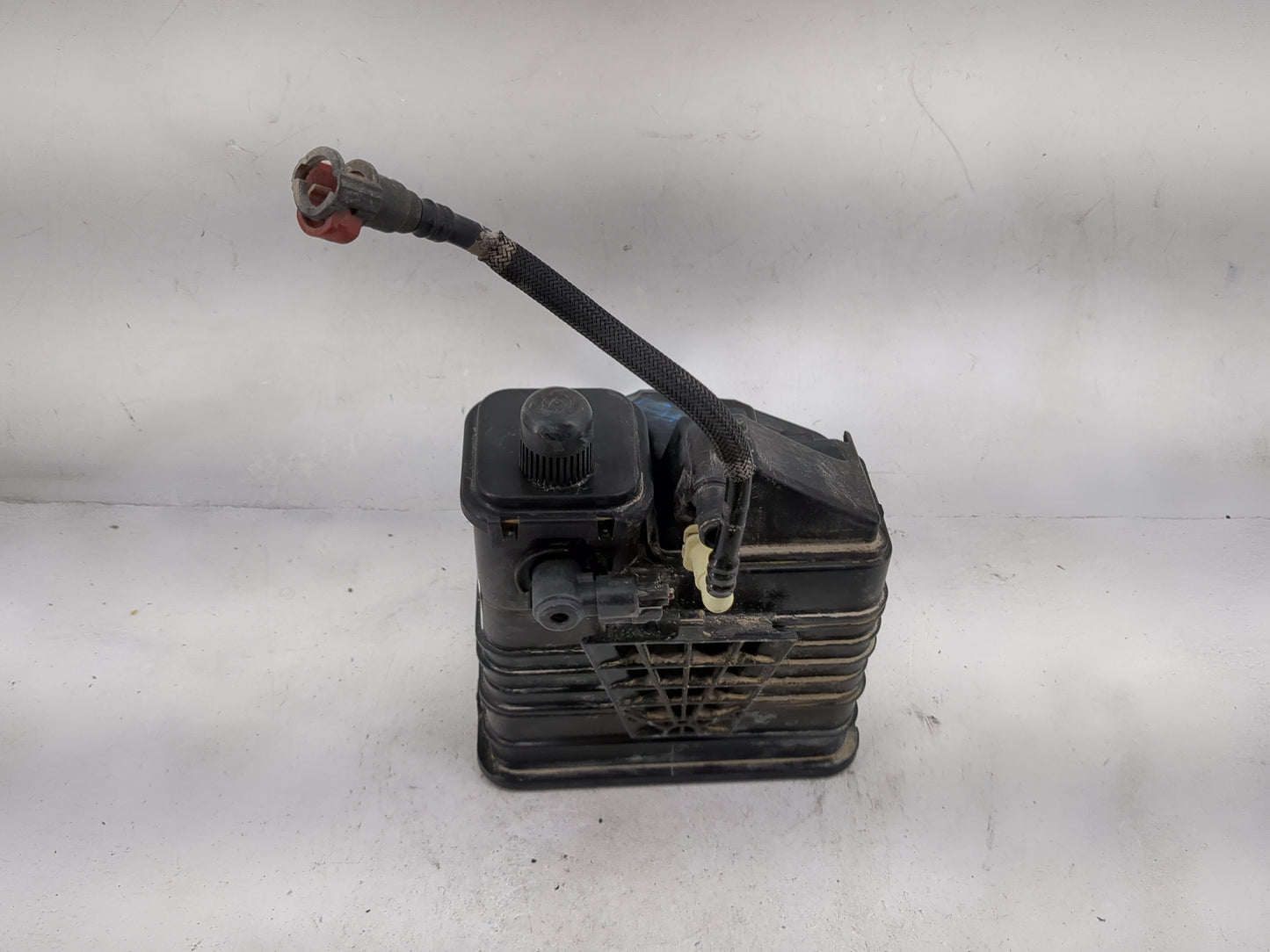 2012 Chevrolet Cruze Fuel Vapor Charcoal Canister 1479336 - Oemusedautoparts1.com