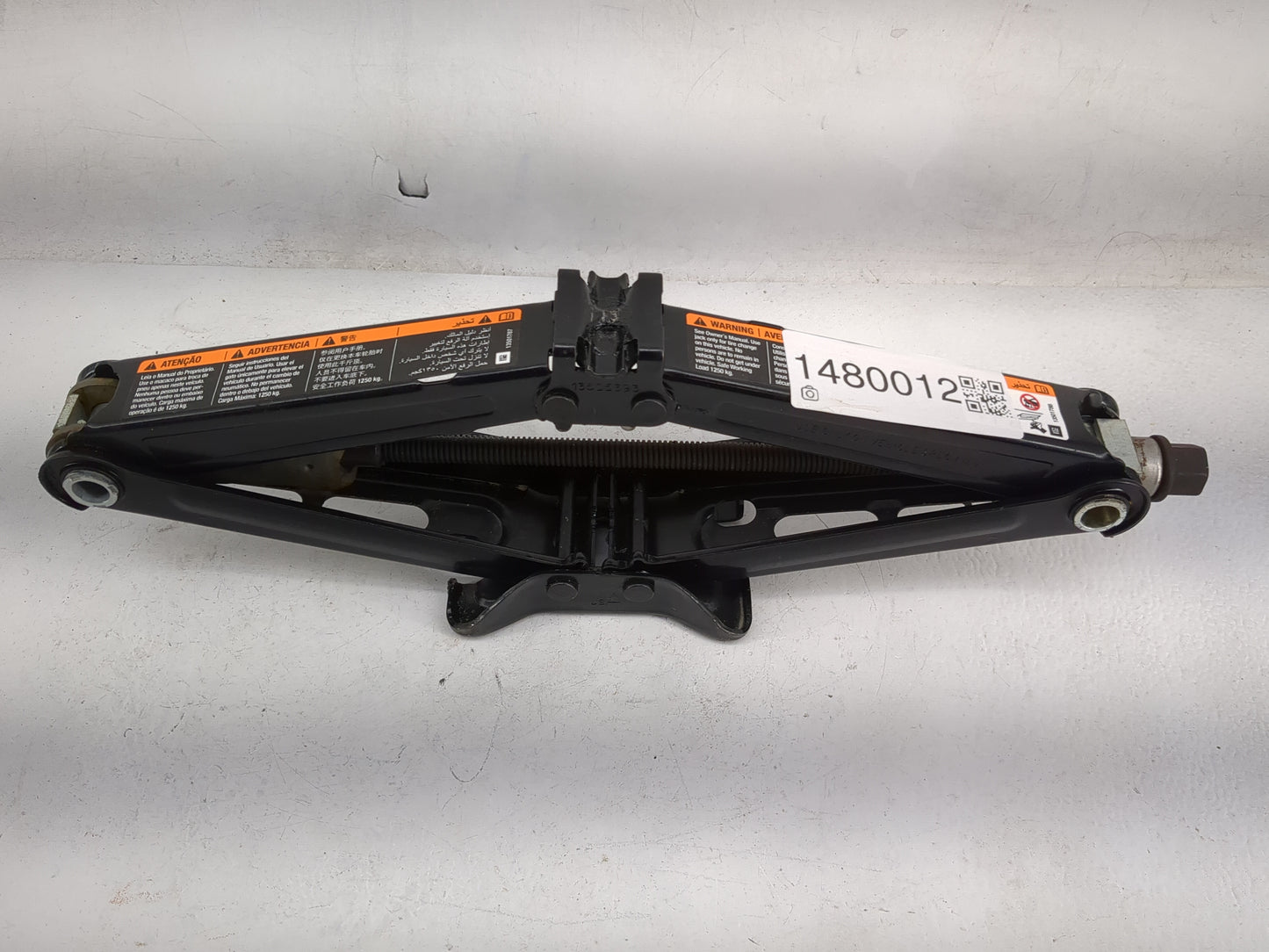 2012 Chevrolet Cruze Spare Scissor Car Jack Black 1480012 - Oemusedautoparts1.com