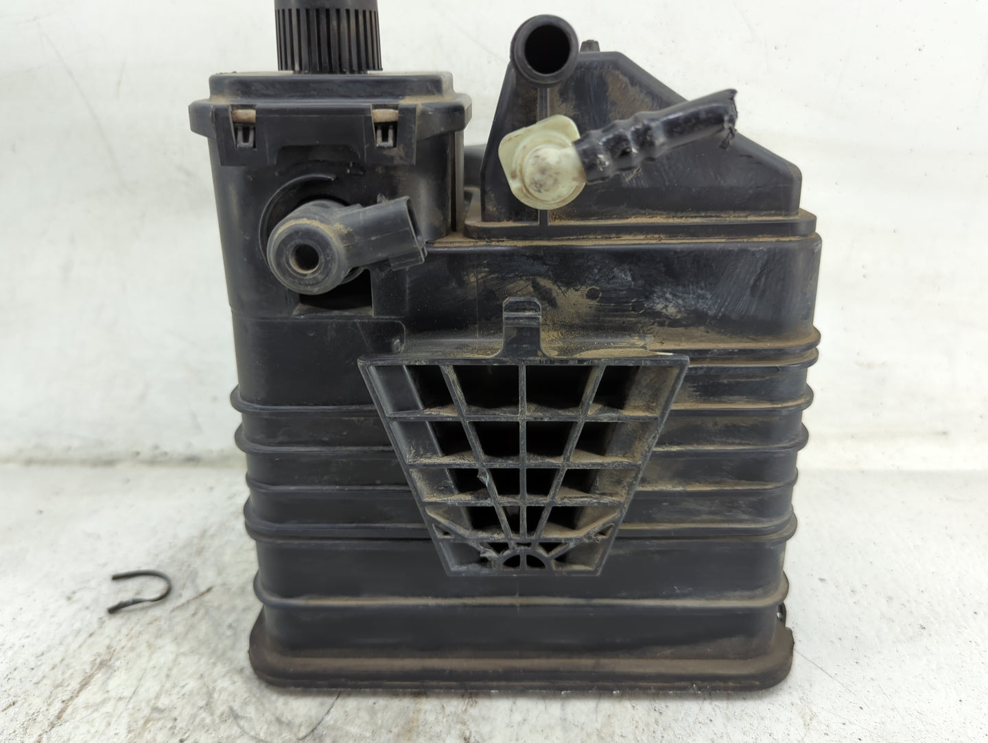 2012 Chevrolet Cruze Fuel Vapor Charcoal Canister 1481379 - Oemusedautoparts1.com
