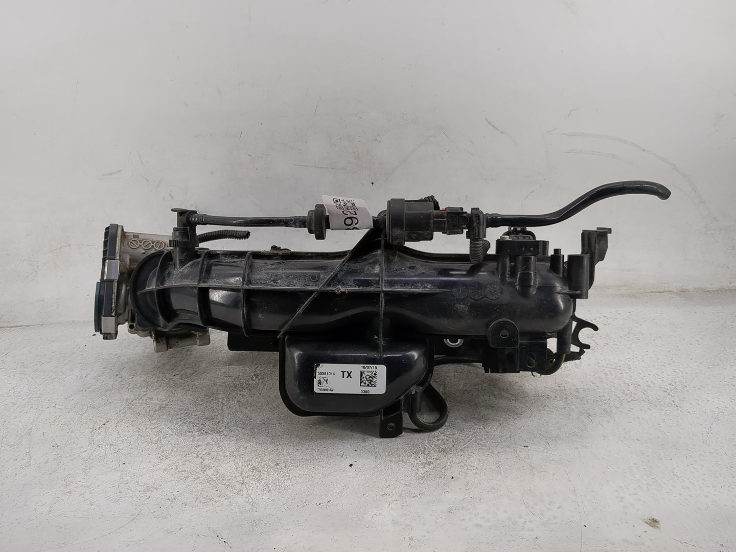 2012-2016 Chevrolet Cruze Air Intake Manifold P/N:55581014 Fits Fits 2012 2013 2014 2015 2016 2017 2018 2019 2020 2021 OEM U