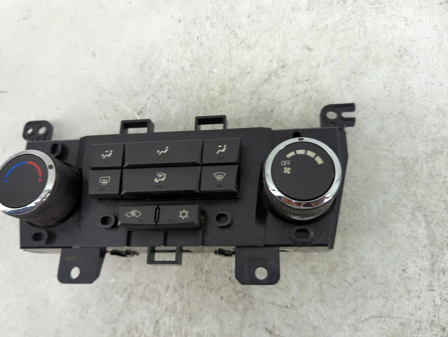 2011-2012 Chevrolet Cruze Climate Control Module Temperature AC/Heater Replacement P/N:95017054 387054A011445485 Fits OEM Us