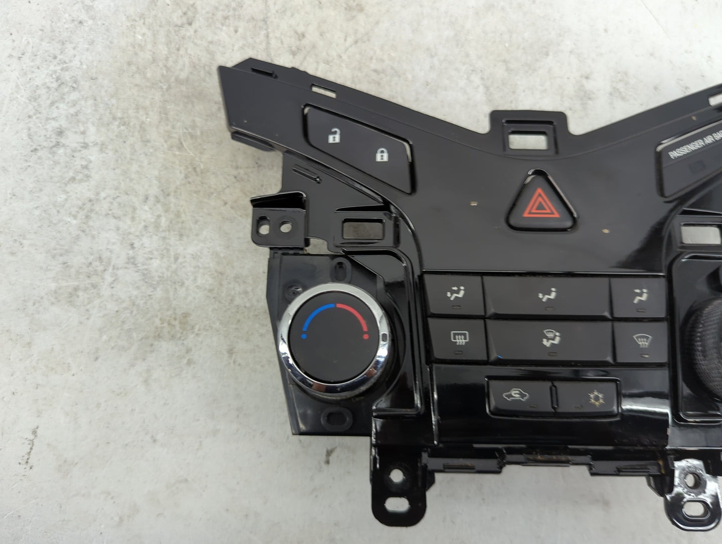 2011-2012 Chevrolet Cruze Climate Control Module Temperature AC/Heater Replacement P/N:95017054 387054A013531070 Fits OEM Us