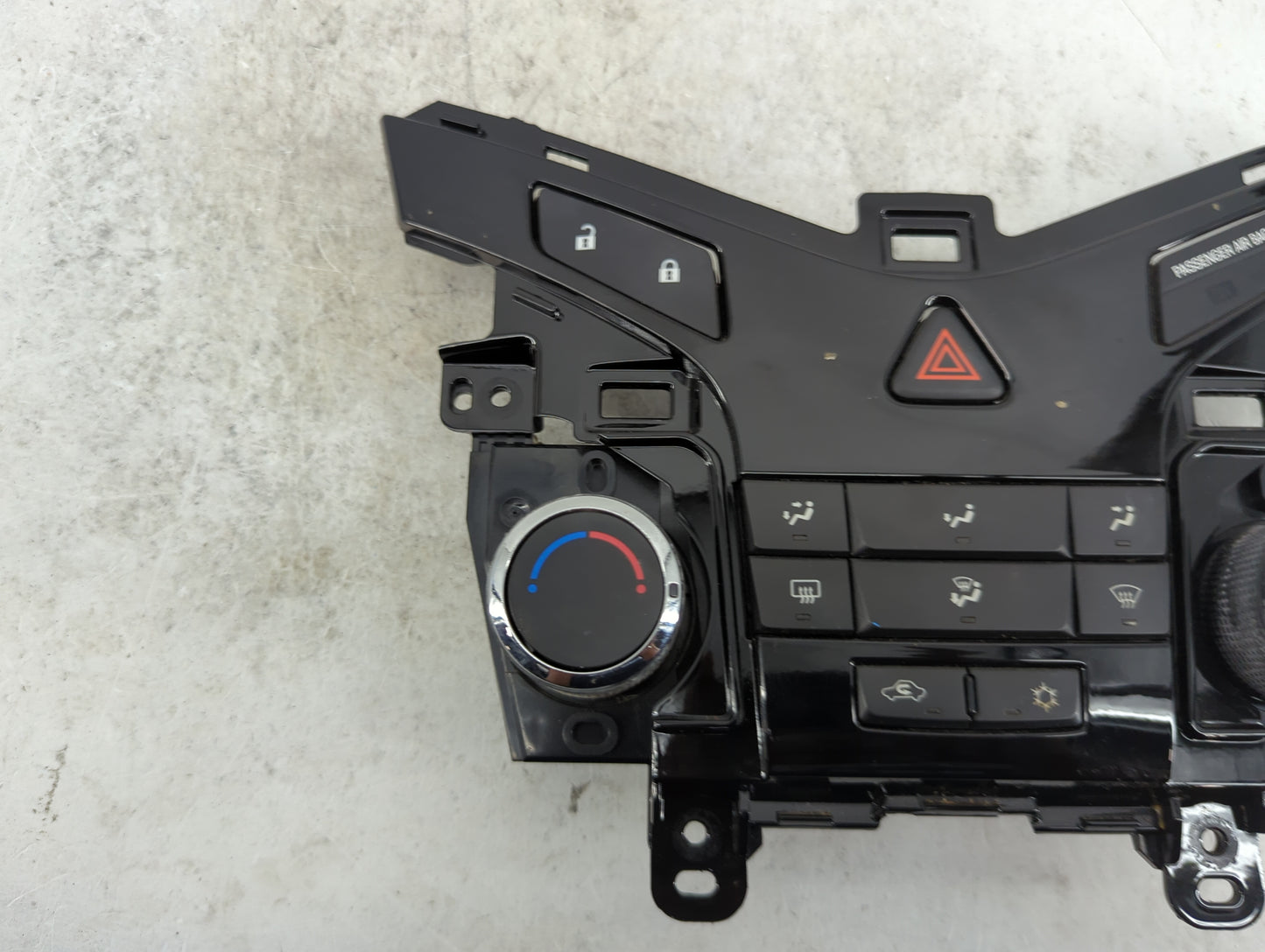 2011-2012 Chevrolet Cruze Climate Control Module Temperature AC/Heater Replacement P/N:95017054 387054A013531070 Fits OEM Us
