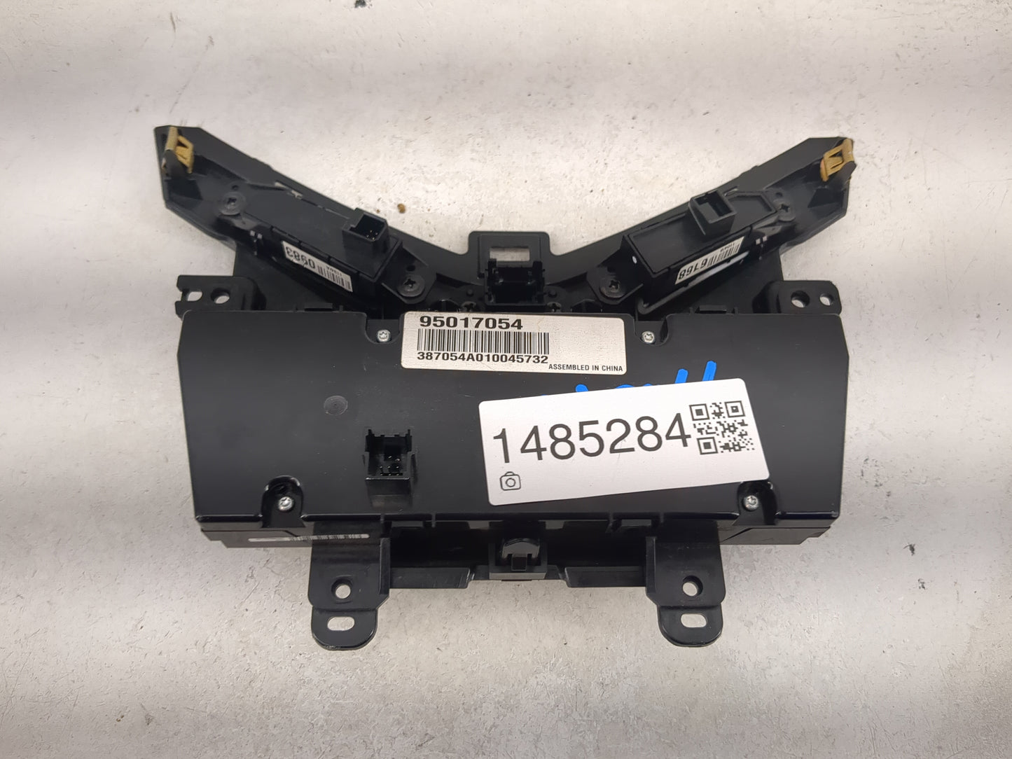 2011-2012 Chevrolet Cruze Climate Control Module Temperature AC/Heater Replacement P/N:95017054 387054A010045732 Fits OEM Us
