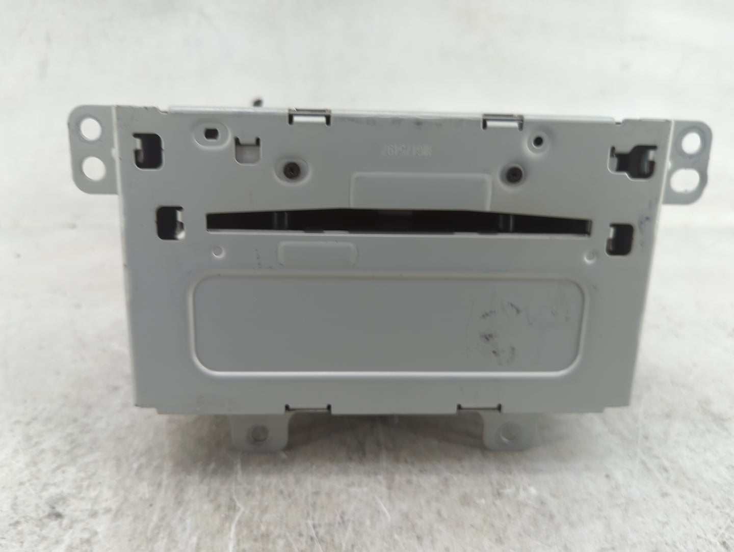2012 Chevrolet Cruze Radio AM FM Cd Player Receiver Replacement P/N:22815634 CQ-FG21E0GDA Fits OEM Used Auto Parts - Oemused