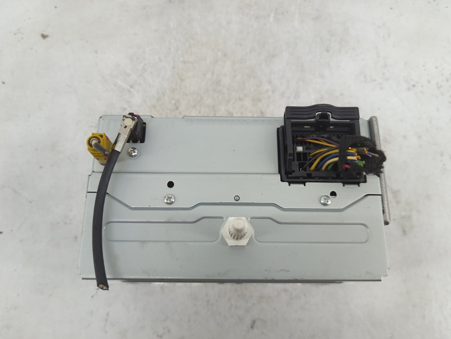 2012 Chevrolet Cruze Radio AM FM Cd Player Receiver Replacement P/N:22815634 CQ-FG21E0GDA Fits OEM Used Auto Parts - Oemused