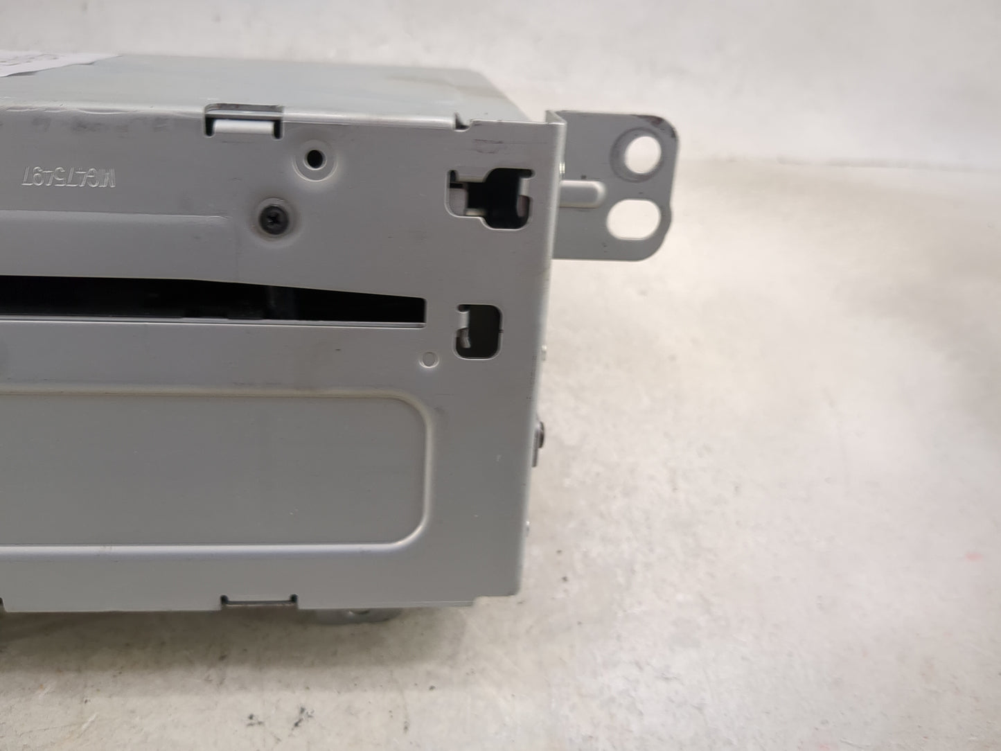 2011-2012 Chevrolet Cruze Radio AM FM Cd Player Receiver Replacement P/N:22870782 CQ-FG21E0GDA Fits Fits 2010 2011 2012 OEM 