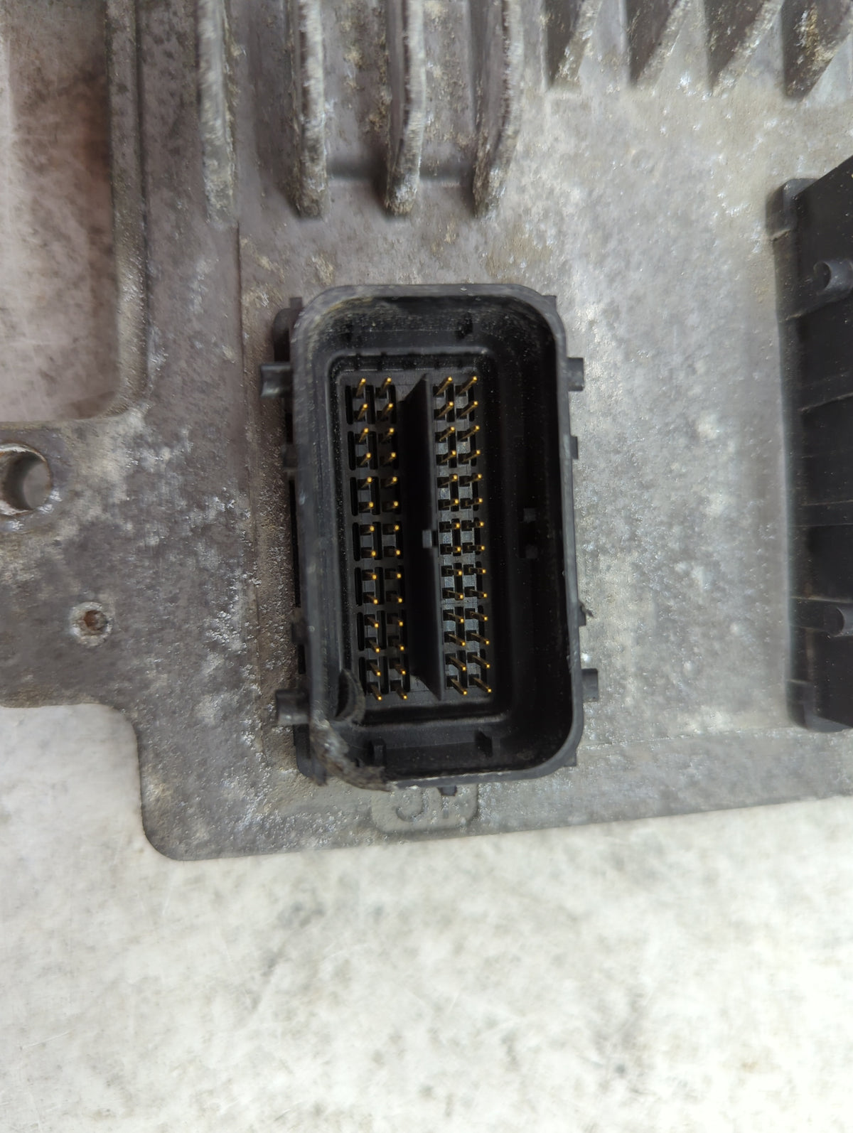 2011-2012 Chevrolet Cruze PCM Engine Control Computer ECU ECM PCU OEM P/N:12647212 12642927 Fits OEM Used Auto Parts - Oemus