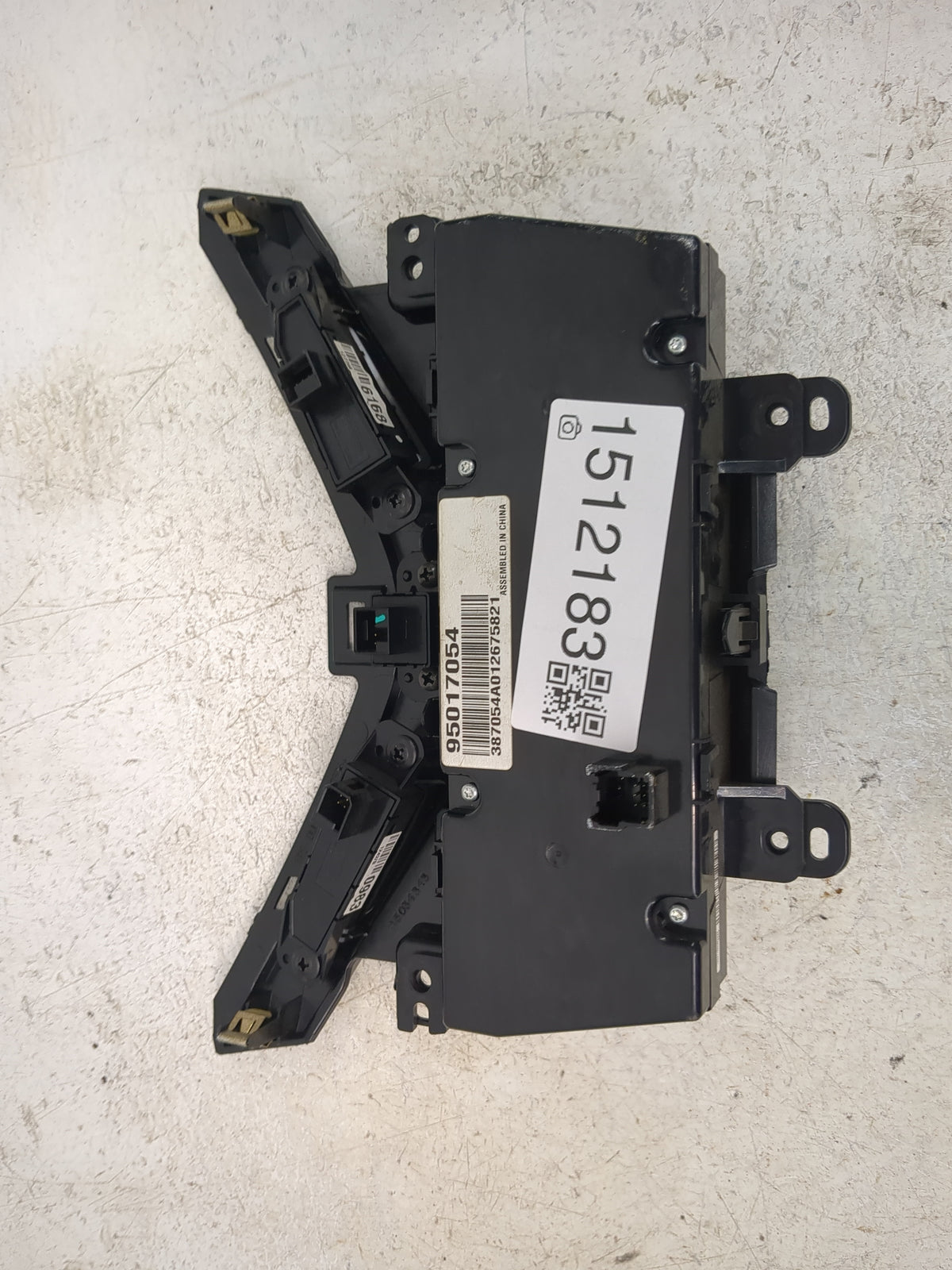 2011-2012 Chevrolet Cruze Climate Control Module Temperature AC/Heater Replacement P/N:95017054 3870054A012675821 Fits OEM U