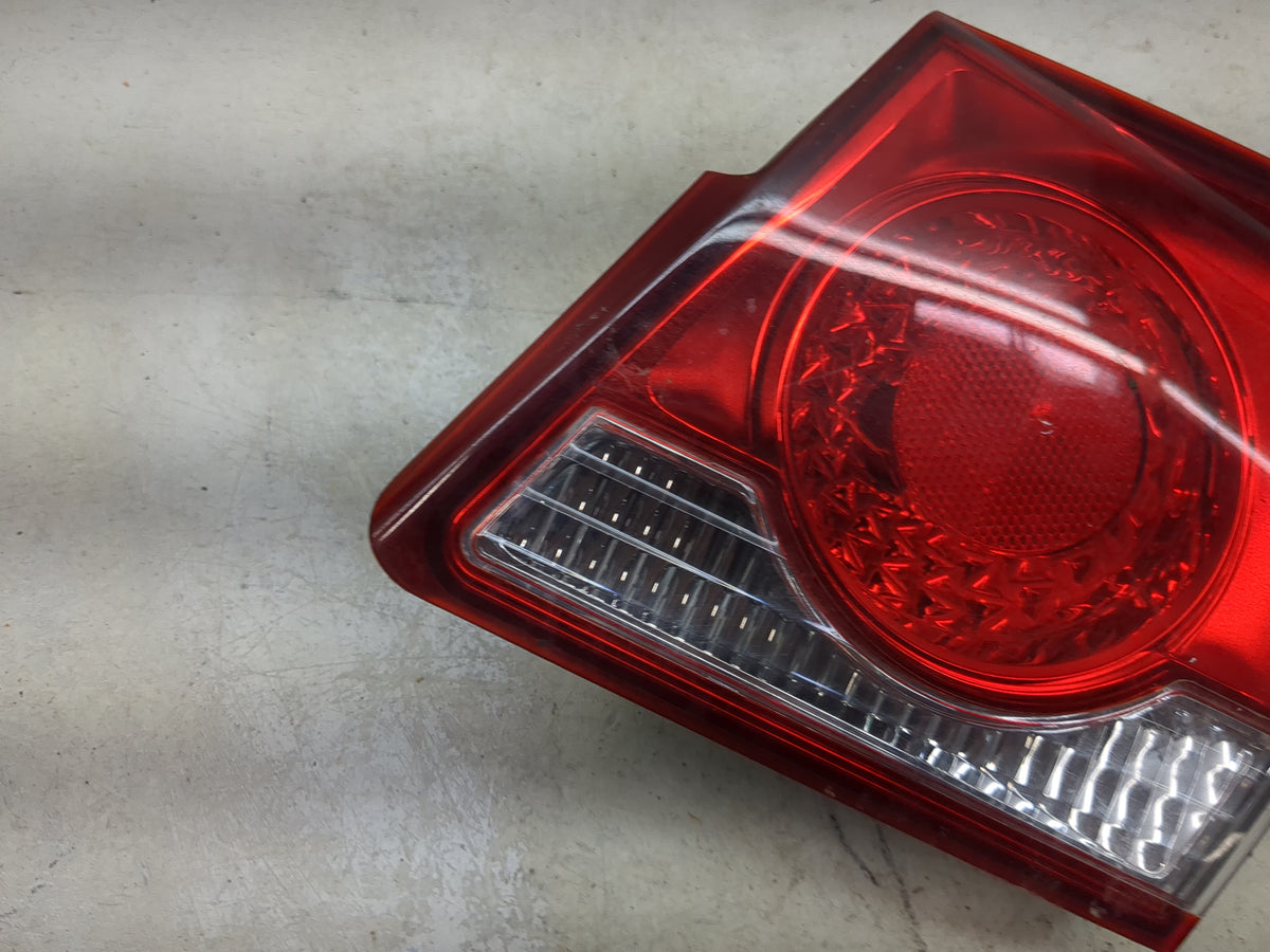 2011 Chevrolet Cruze Passenger Right Side Deck Lid Mounted Tail Light 1512720 - Oemusedautoparts1.com