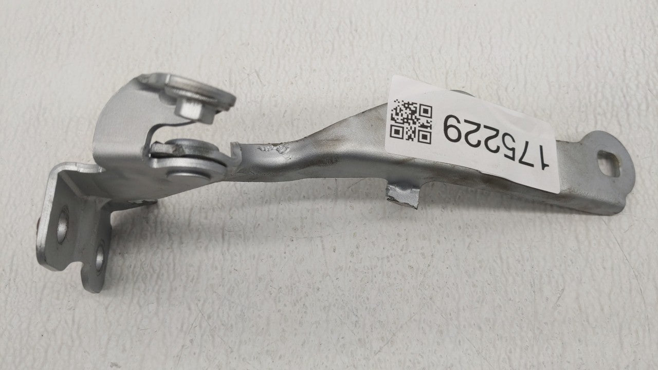 2012 Chevrolet Cruze Passenger Right Hood Hinge - Oemusedautoparts1.com