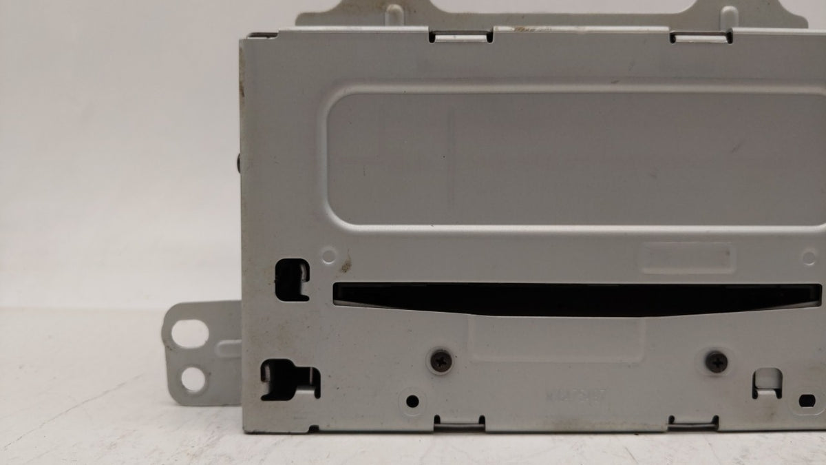 2011-2012 Chevrolet Cruze Radio AM FM Cd Player Receiver Replacement P/N:20983517 20907419, 22870782 Fits 2010 2011 2012 OEM
