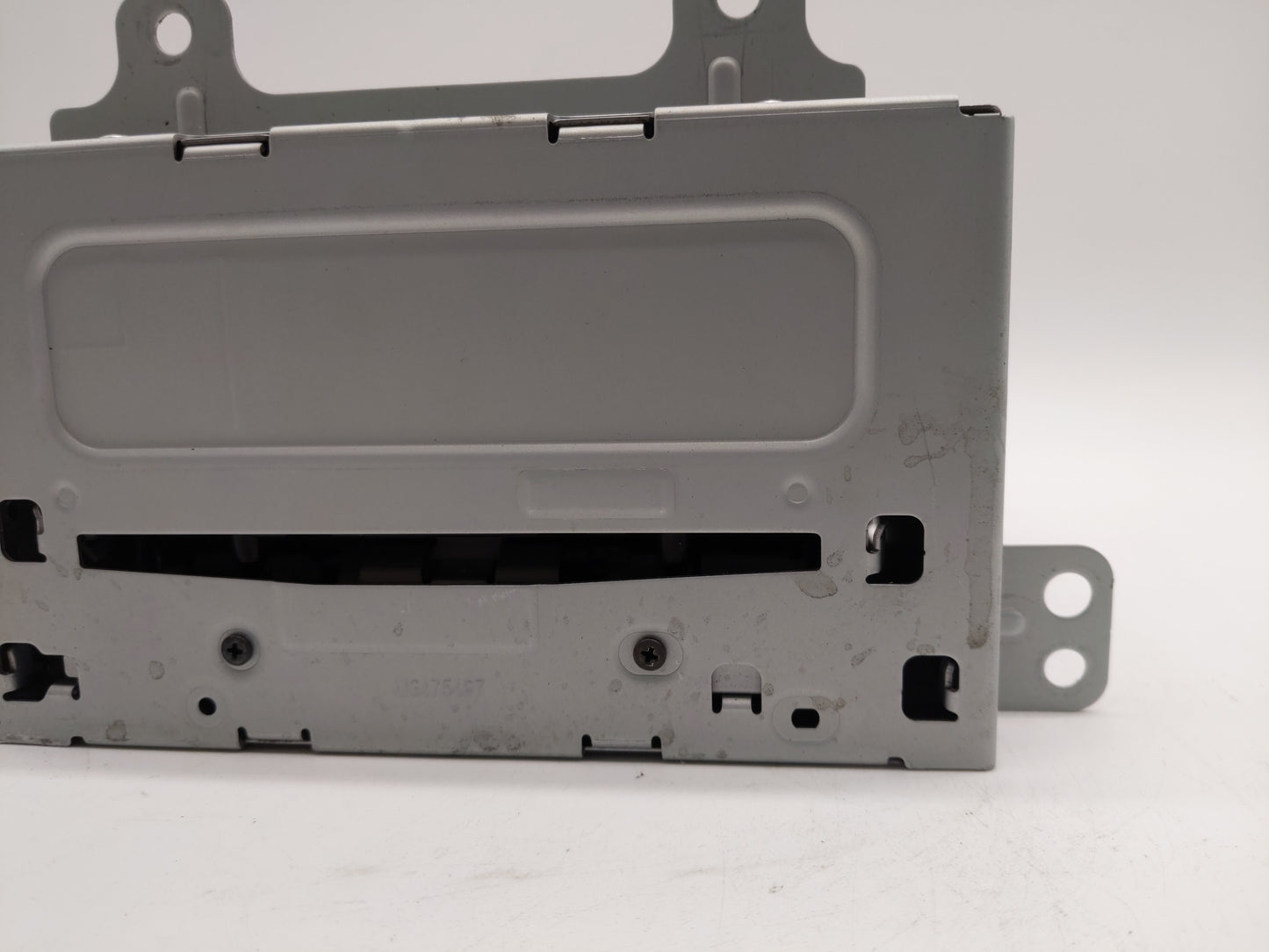 2012 Chevrolet Cruze Radio AM FM Cd Player Receiver Replacement P/N:95914367 22870782, 22815634 Fits OEM Used Auto Parts - O