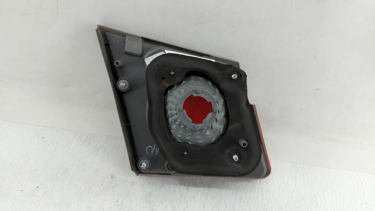 2011-2016 Chevrolet Cruze Tail Light Assembly Passenger Right OEM Fits Fits 2011 2012 2013 2014 2015 2016 OEM Used Auto Part