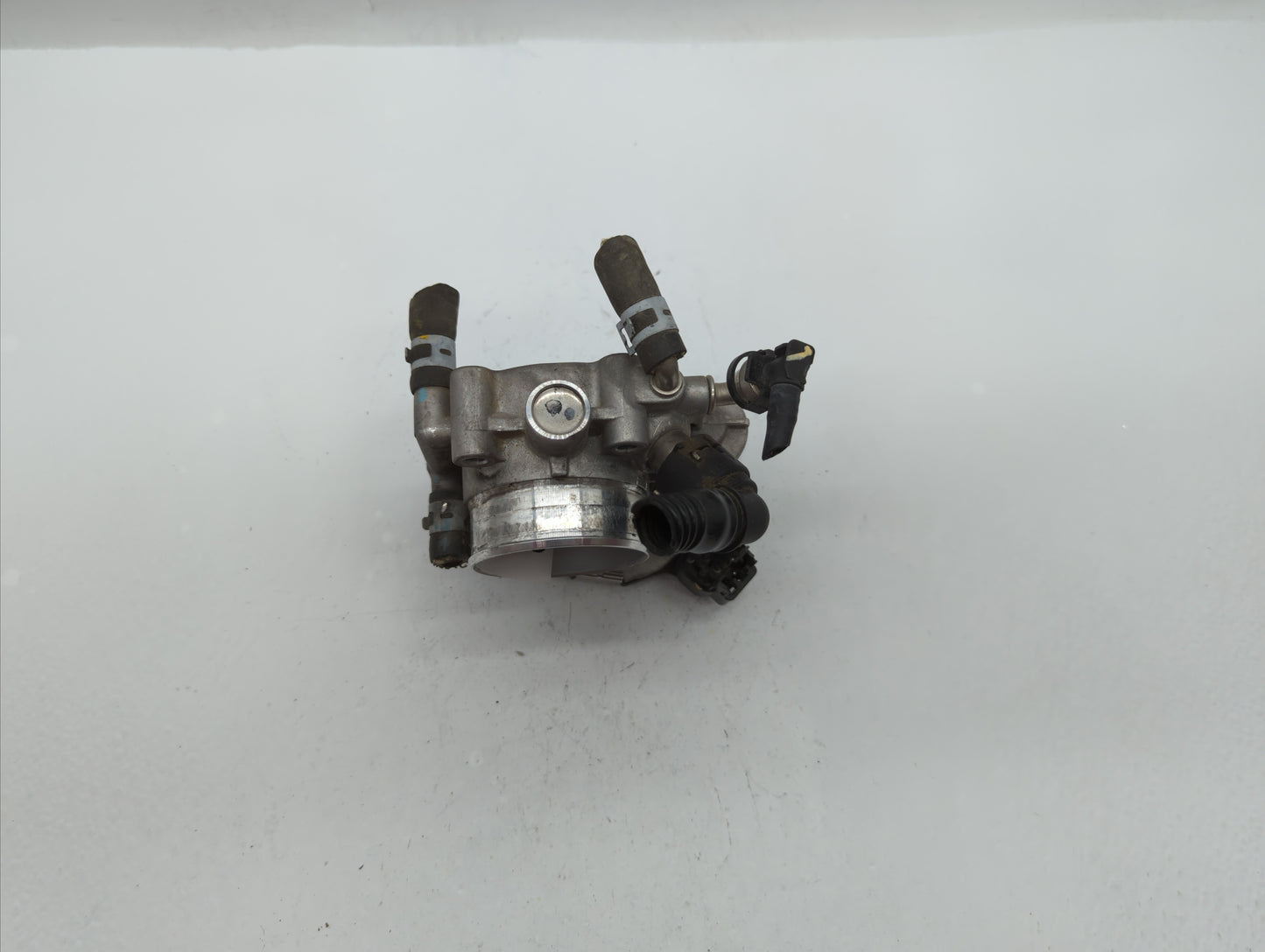 2011-2016 Chevrolet Cruze Throttle Body P/N:55577375 55561495 Fits Fits 2009 2010 2011 2012 2013 2014 2015 2016 2017 2018 OE