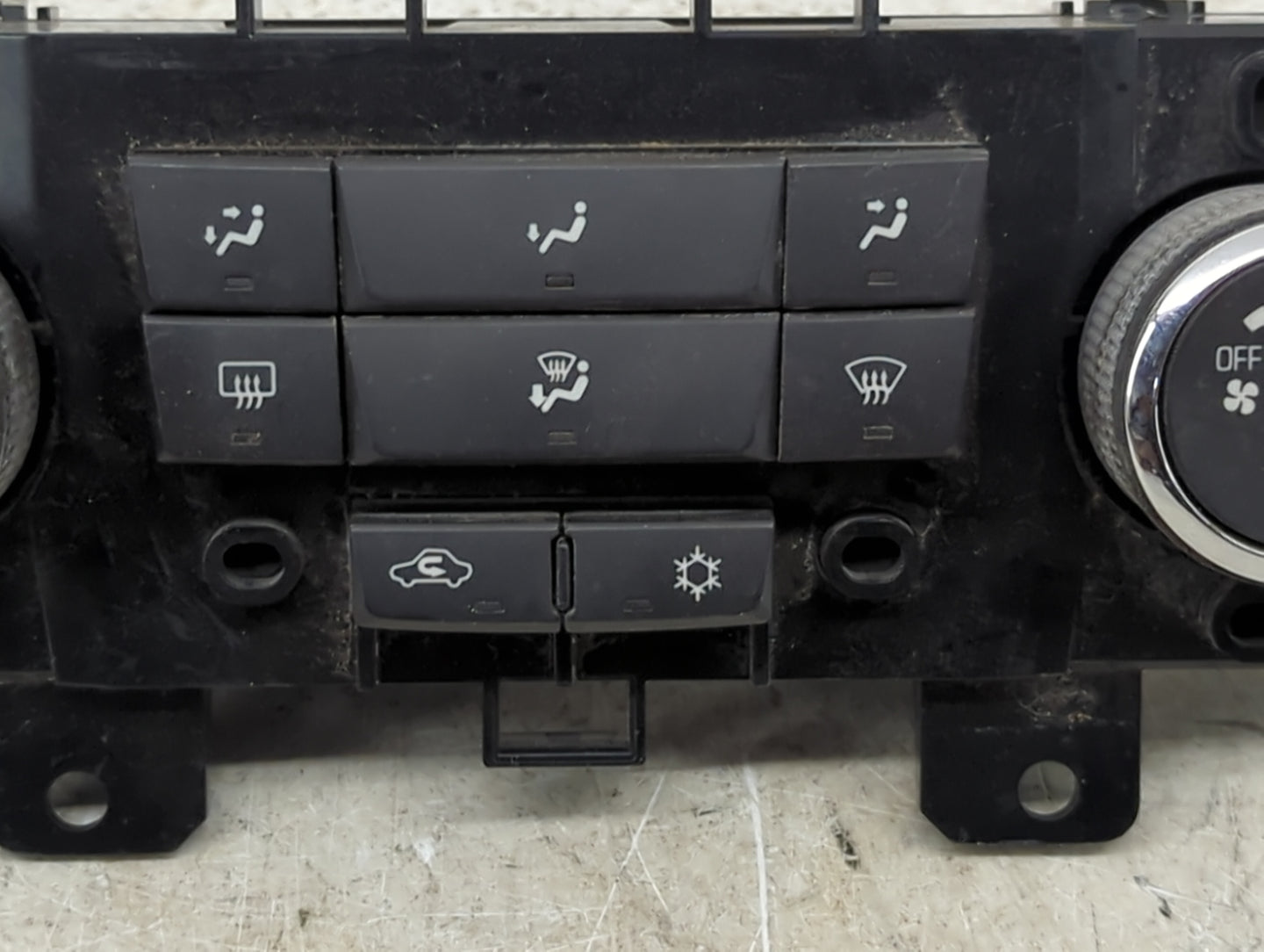 2011-2012 Chevrolet Cruze Climate Control Module Temperature AC/Heater Replacement P/N:96983927 Fits Fits 2011 2012 OEM Used