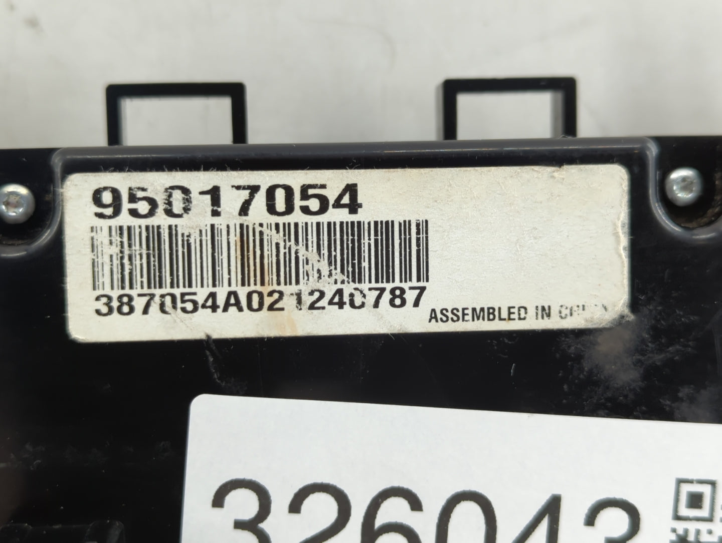 2011-2012 Chevrolet Cruze Climate Control Module Temperature AC/Heater Replacement P/N:95017054 Fits Fits 2011 2012 OEM Used