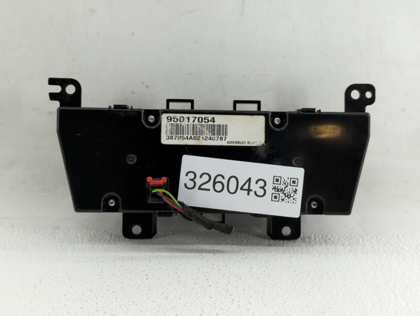 2011-2012 Chevrolet Cruze Climate Control Module Temperature AC/Heater Replacement P/N:95017054 Fits Fits 2011 2012 OEM Used