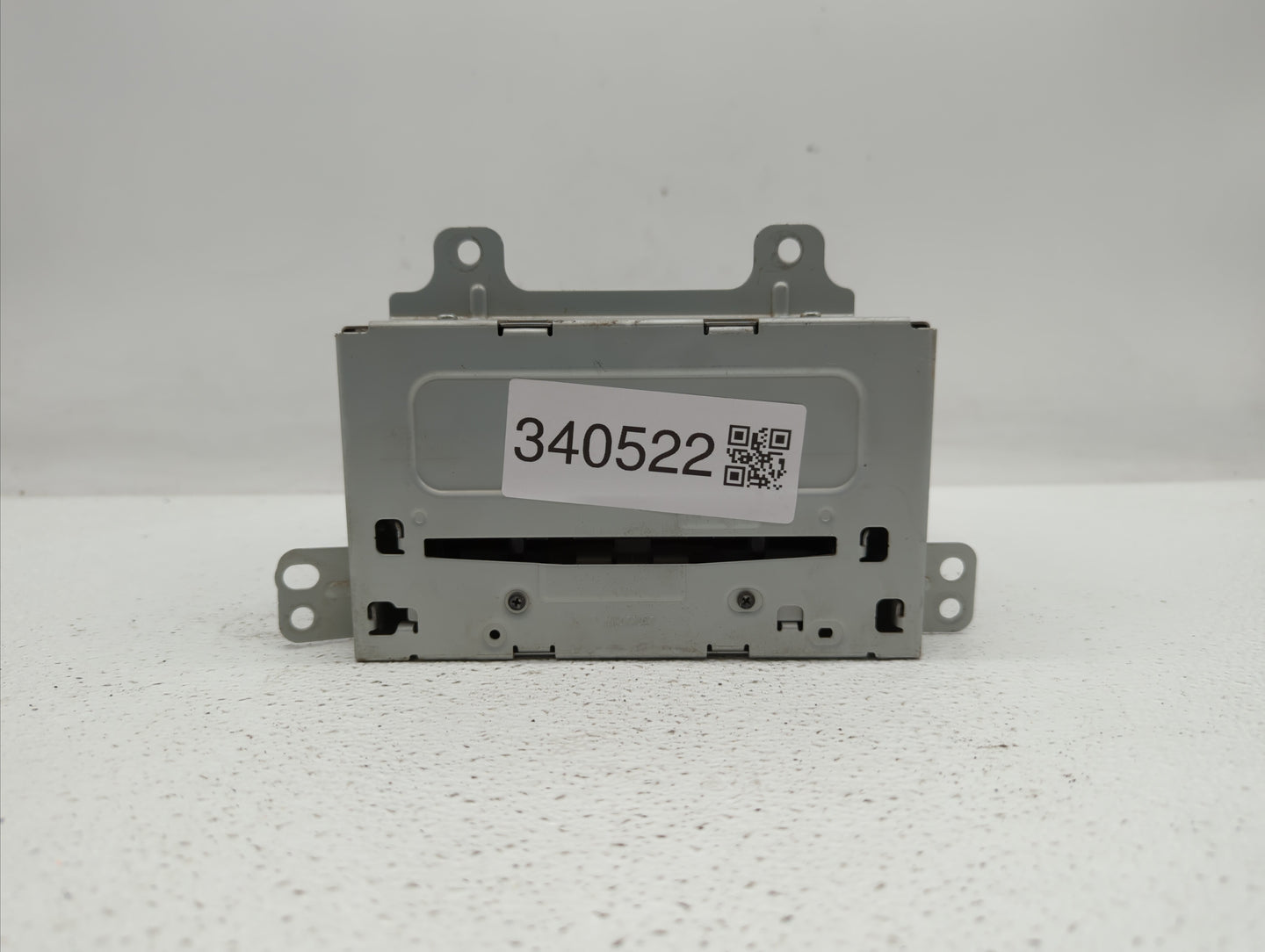 2011-2012 Chevrolet Cruze Radio AM FM Cd Player Receiver Replacement P/N:20983517 20907419, 22870782 Fits Fits 2010 2011 201