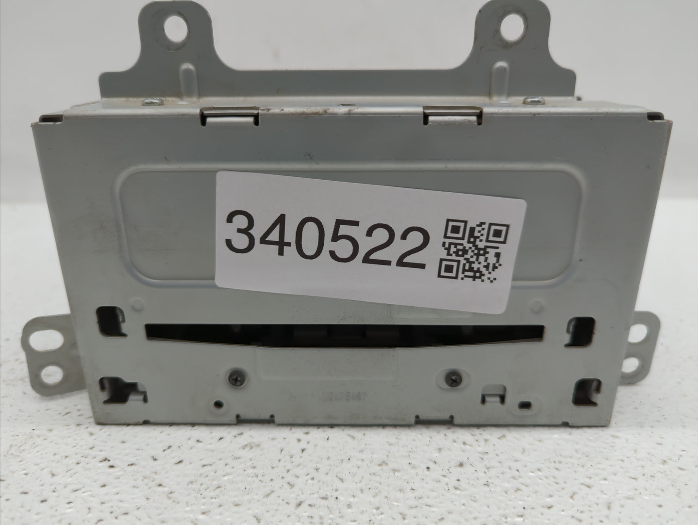 2011-2012 Chevrolet Cruze Radio AM FM Cd Player Receiver Replacement P/N:20983517 20907419, 22870782 Fits Fits 2010 2011 201