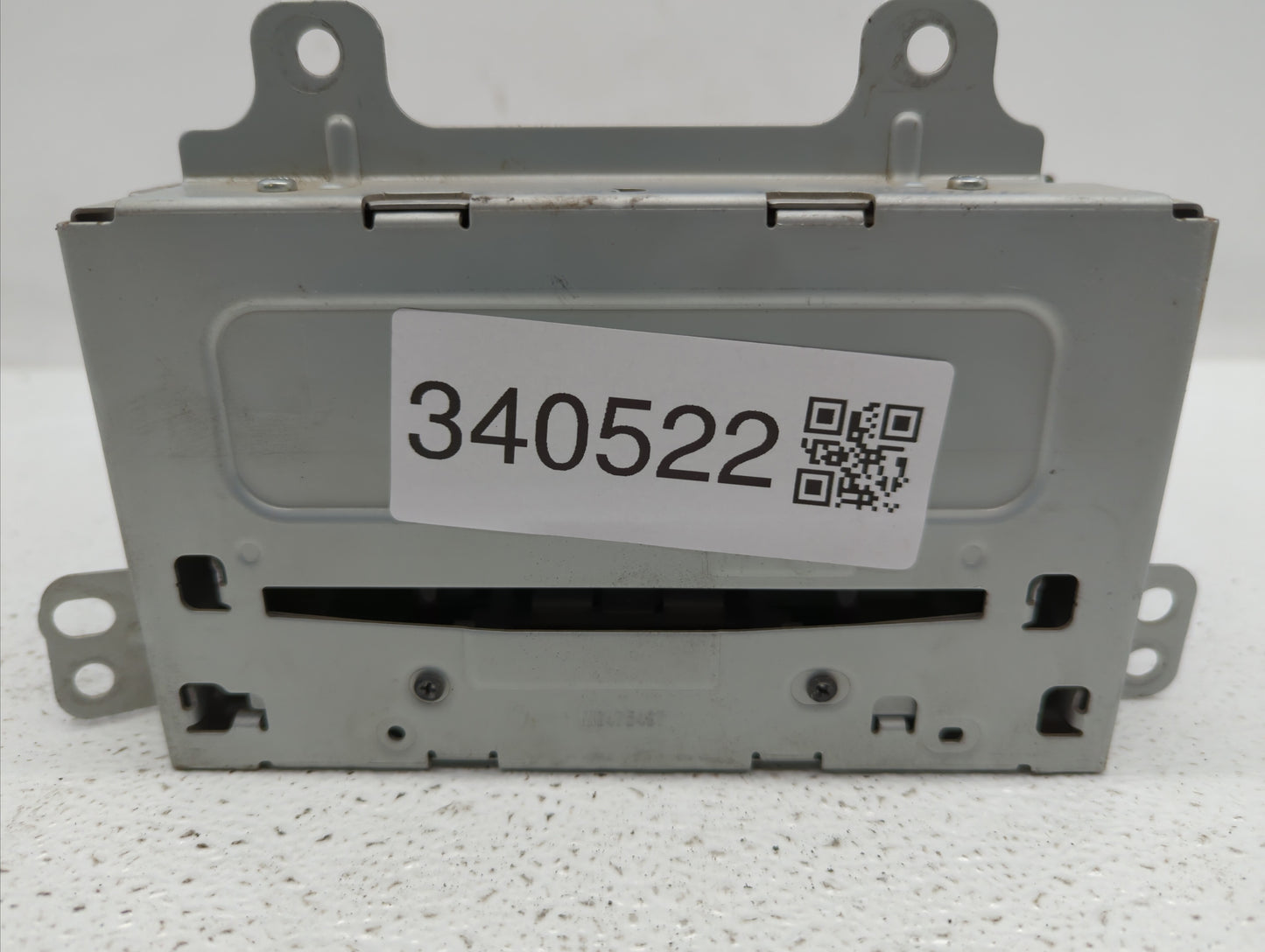2011-2012 Chevrolet Cruze Radio AM FM Cd Player Receiver Replacement P/N:20983517 20907419, 22870782 Fits Fits 2010 2011 201