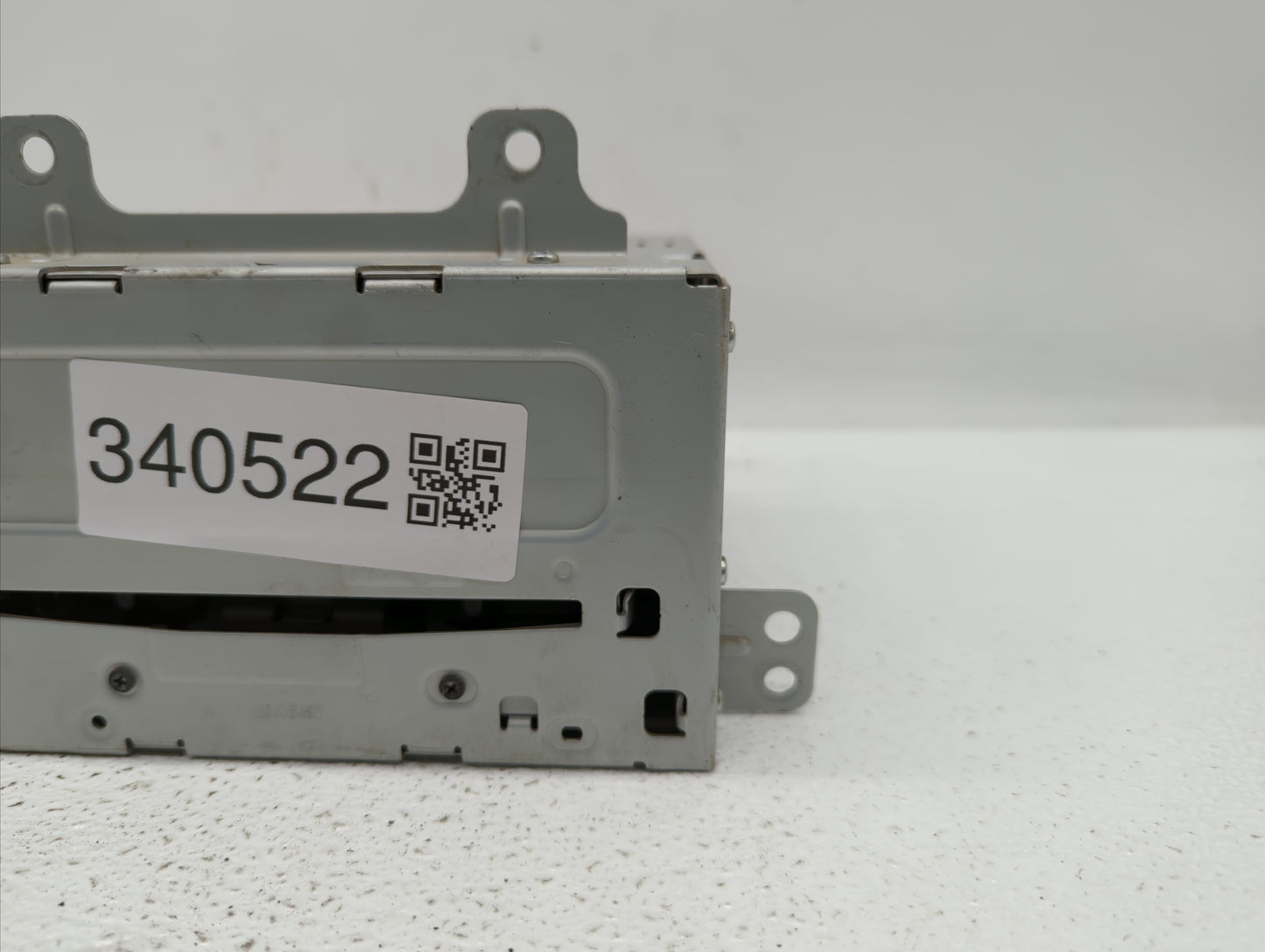 2011-2012 Chevrolet Cruze Radio AM FM Cd Player Receiver Replacement P/N:20983517 20907419, 22870782 Fits Fits 2010 2011 201