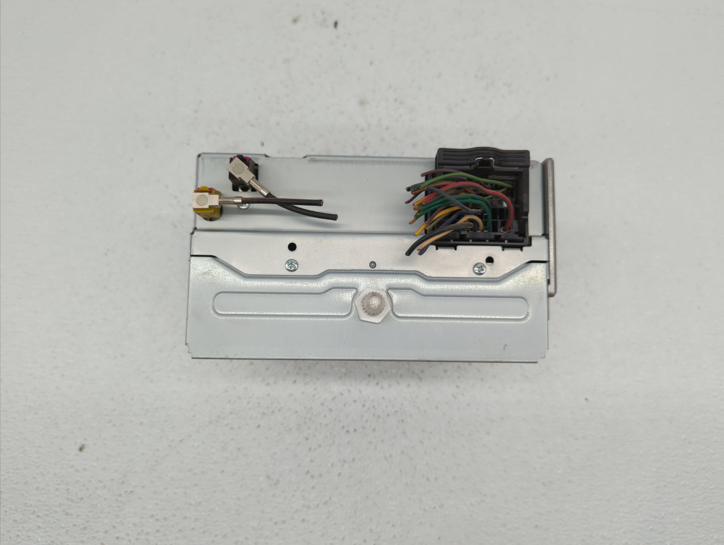 2011-2012 Chevrolet Cruze Radio AM FM Cd Player Receiver Replacement P/N:20983517 20907419, 22870782 Fits Fits 2010 2011 201