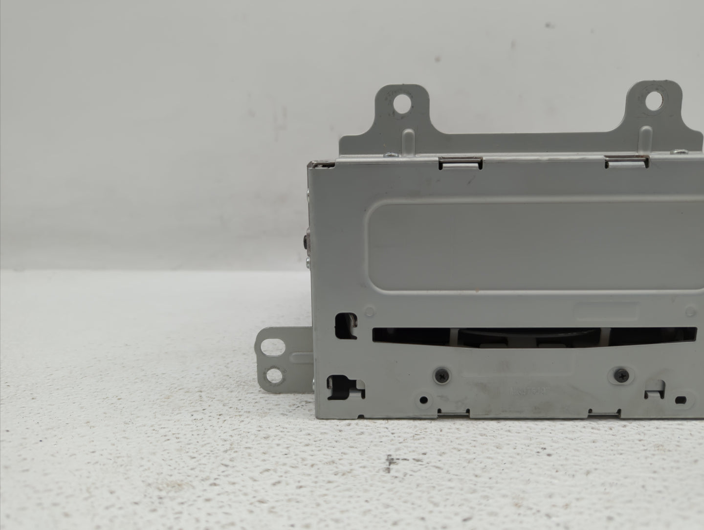 2011-2012 Chevrolet Cruze Radio AM FM Cd Player Receiver Replacement P/N:22870782 Fits Fits 2010 2011 2012 OEM Used Auto Par