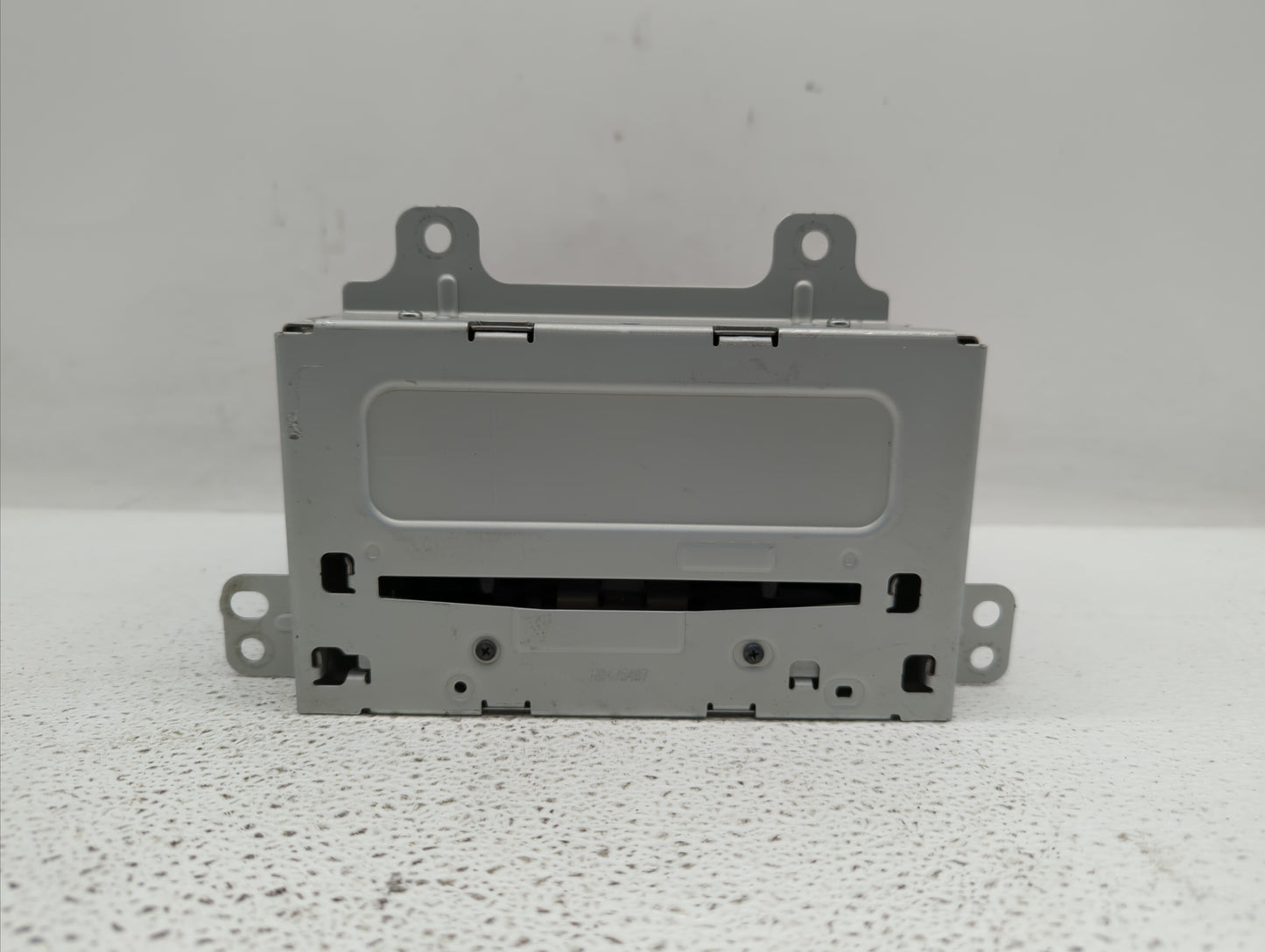 2012 Chevrolet Cruze Radio AM FM Cd Player Receiver Replacement P/N:22870782 Fits OEM Used Auto Parts - Oemusedautoparts1.co