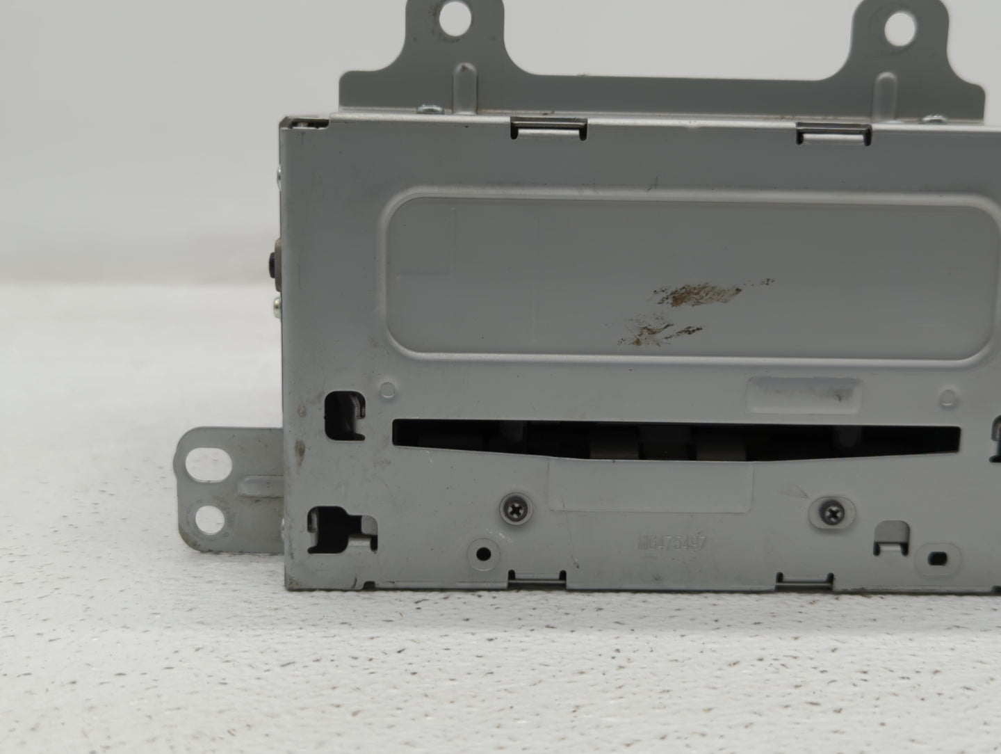 2012-2012 Chevrolet Cruze Am Fm Cd Player Radio Receiver - Oemusedautoparts1.com