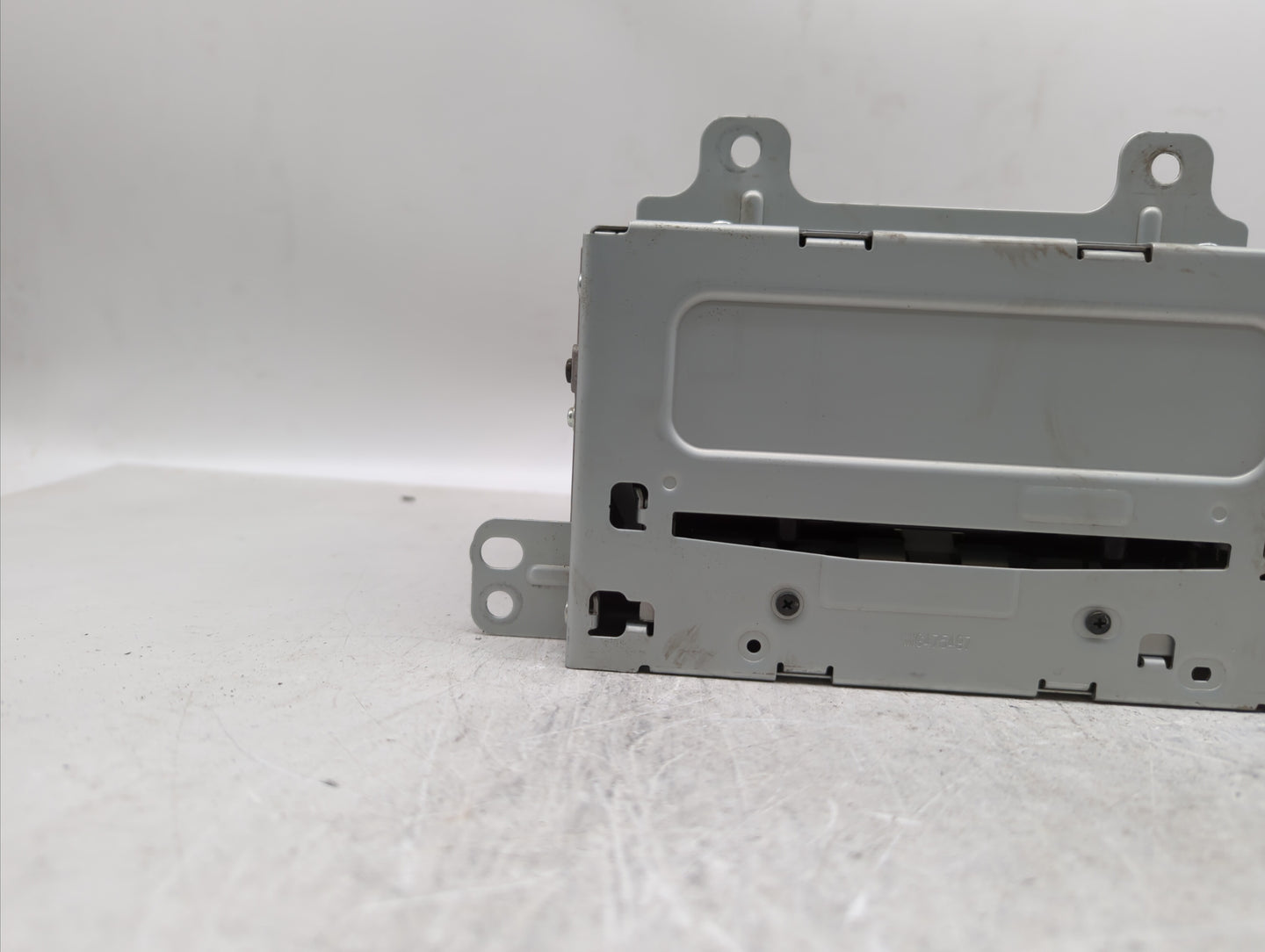 2012 Chevrolet Cruze Radio AM FM Cd Player Receiver Replacement P/N:95914367 22870782, 22815634 Fits OEM Used Auto Parts - O