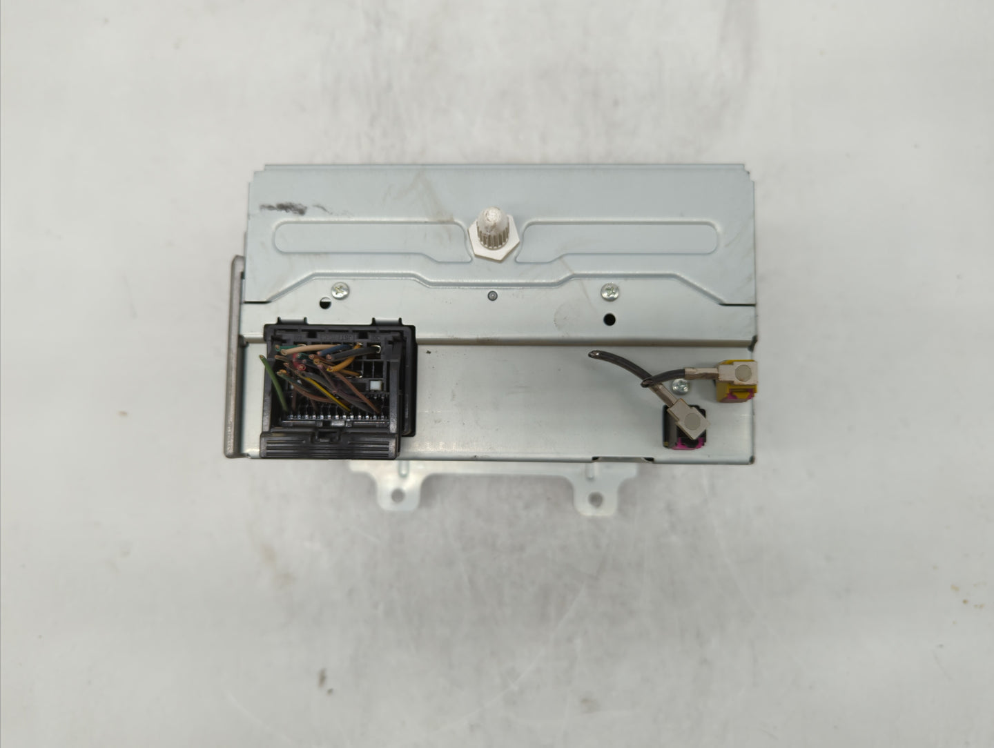 2012 Chevrolet Cruze Radio AM FM Cd Player Receiver Replacement P/N:95914367 22870782, 22815634 Fits OEM Used Auto Parts - O