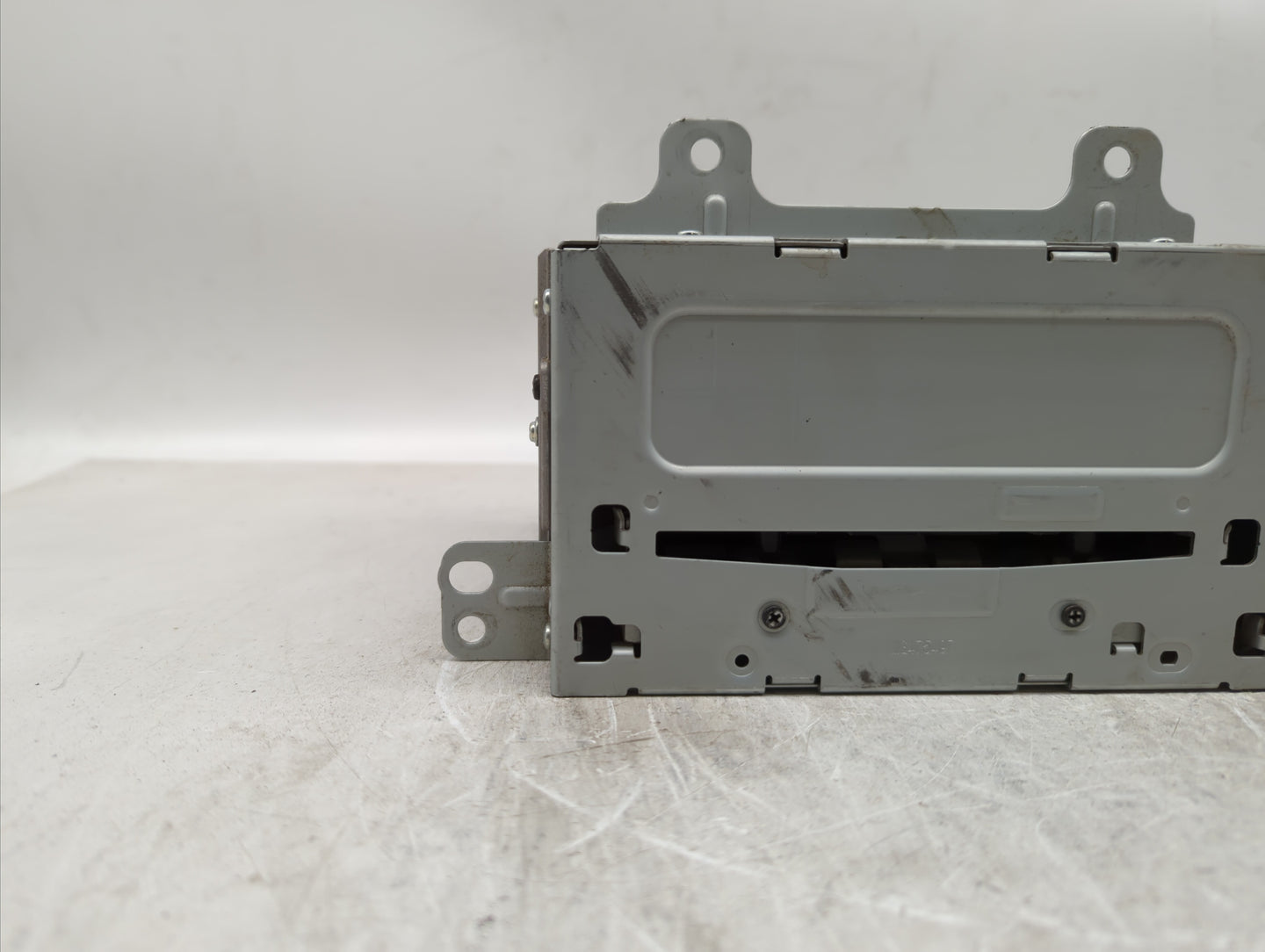 2012 Chevrolet Cruze Radio AM FM Cd Player Receiver Replacement P/N:95914367 22870782, 22815634 Fits OEM Used Auto Parts - O
