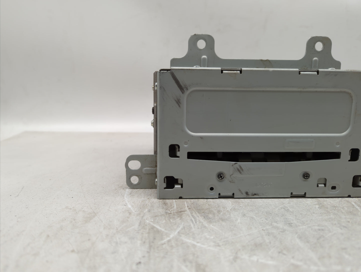2012 Chevrolet Cruze Radio AM FM Cd Player Receiver Replacement P/N:95914367 22870782, 22815634 Fits OEM Used Auto Parts - O