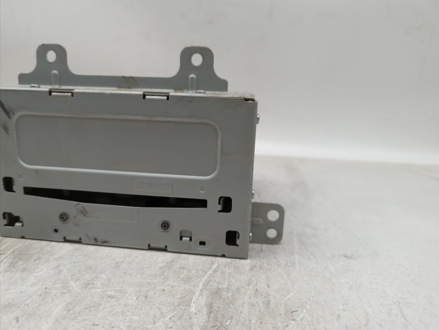 2012 Chevrolet Cruze Radio AM FM Cd Player Receiver Replacement P/N:95914367 22870782, 22815634 Fits OEM Used Auto Parts - O