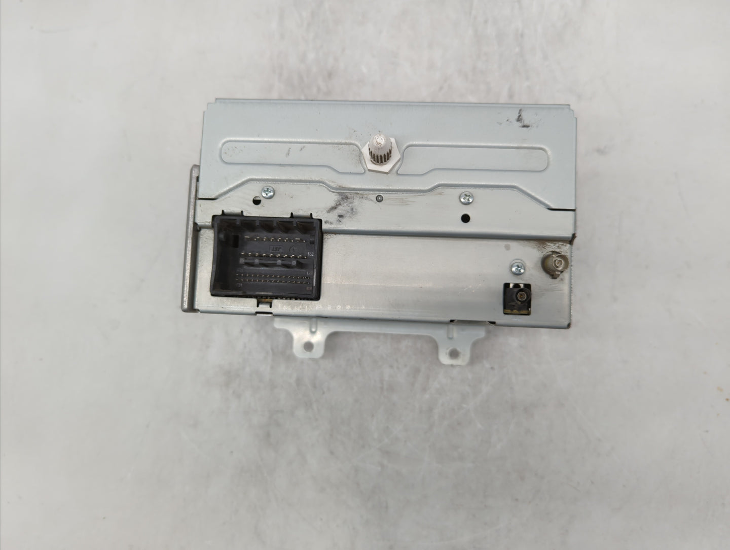 2012 Chevrolet Cruze Radio AM FM Cd Player Receiver Replacement P/N:95914367 22870782, 22815634 Fits OEM Used Auto Parts - O