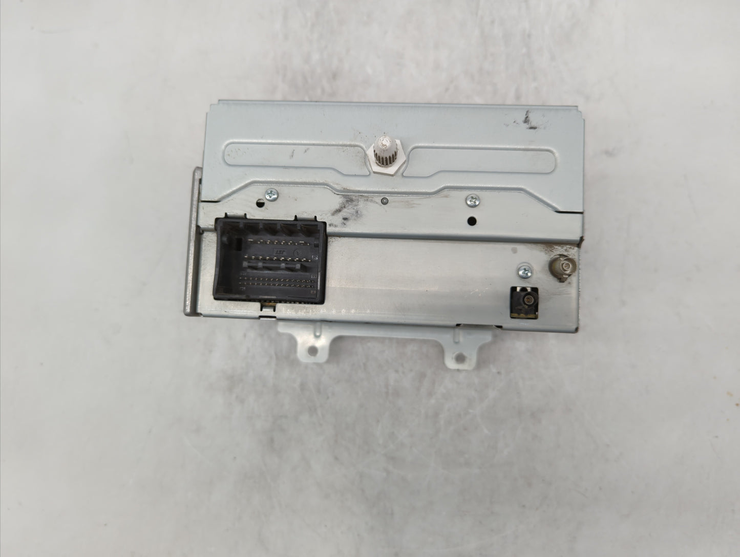 2012 Chevrolet Cruze Radio AM FM Cd Player Receiver Replacement P/N:95914367 22870782, 22815634 Fits OEM Used Auto Parts - O