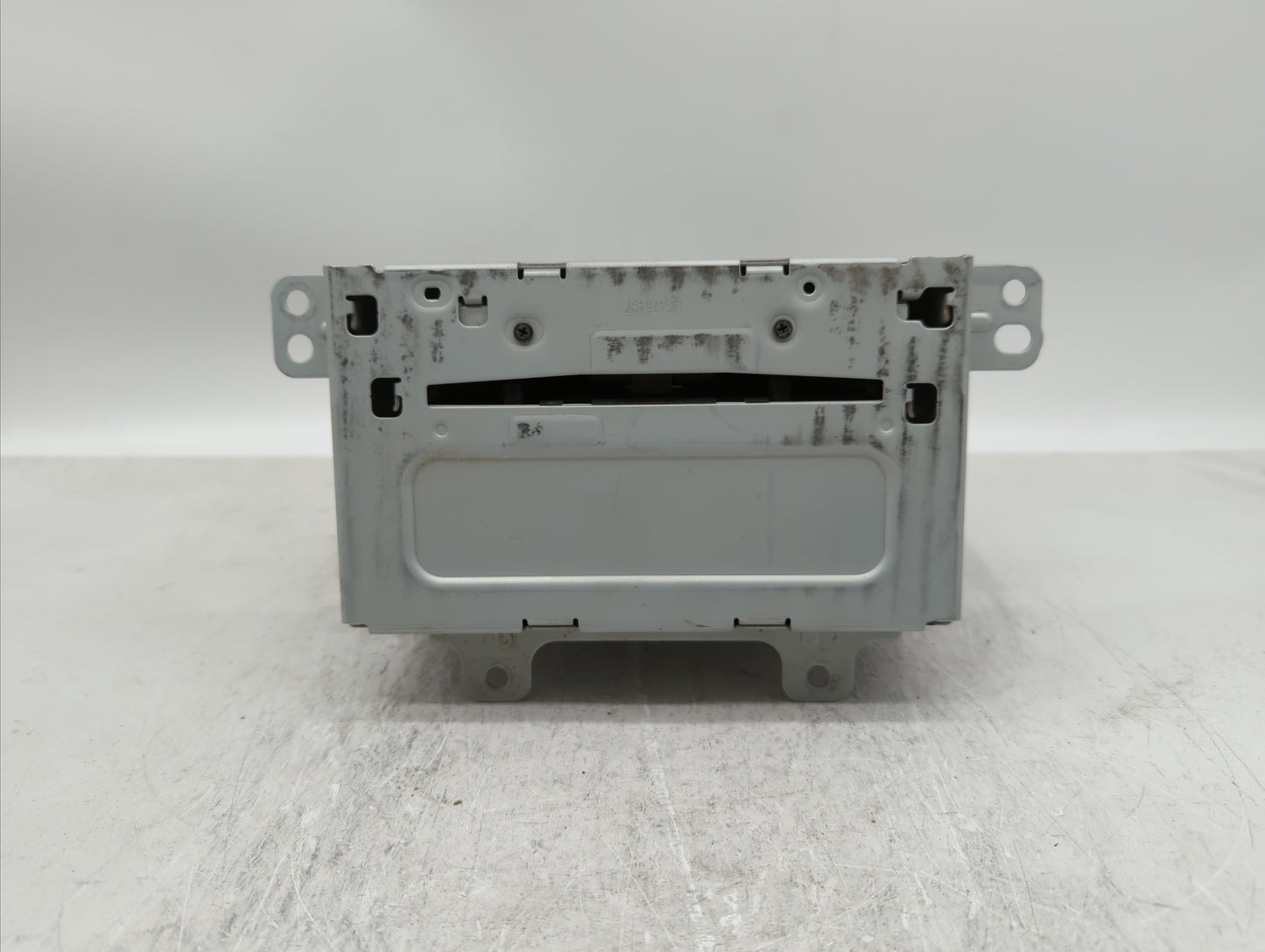 2012-2012 Chevrolet Cruze Am Fm Cd Player Radio Receiver - Oemusedautoparts1.com